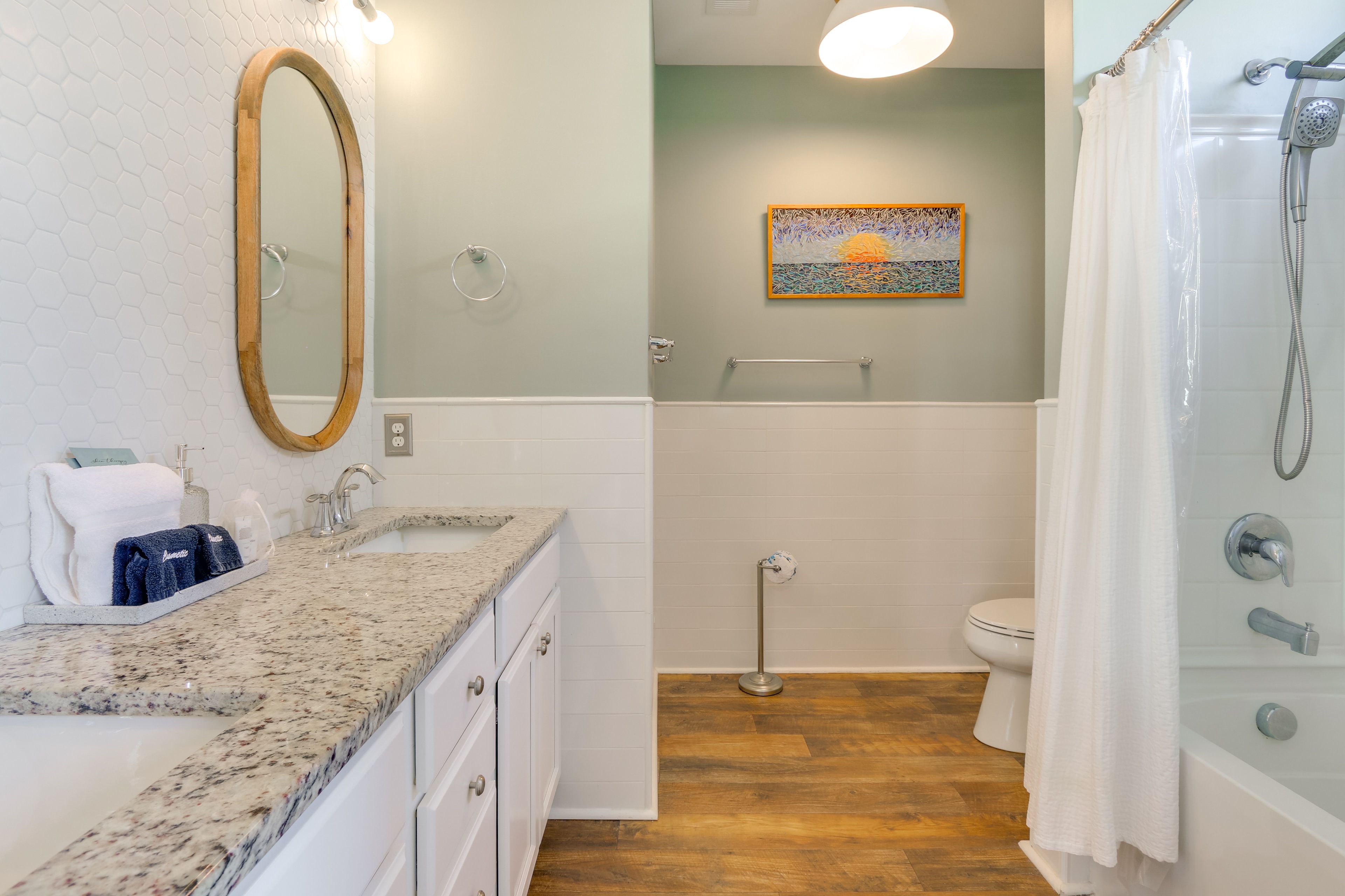 En-Suite Bathroom | Towels Provided