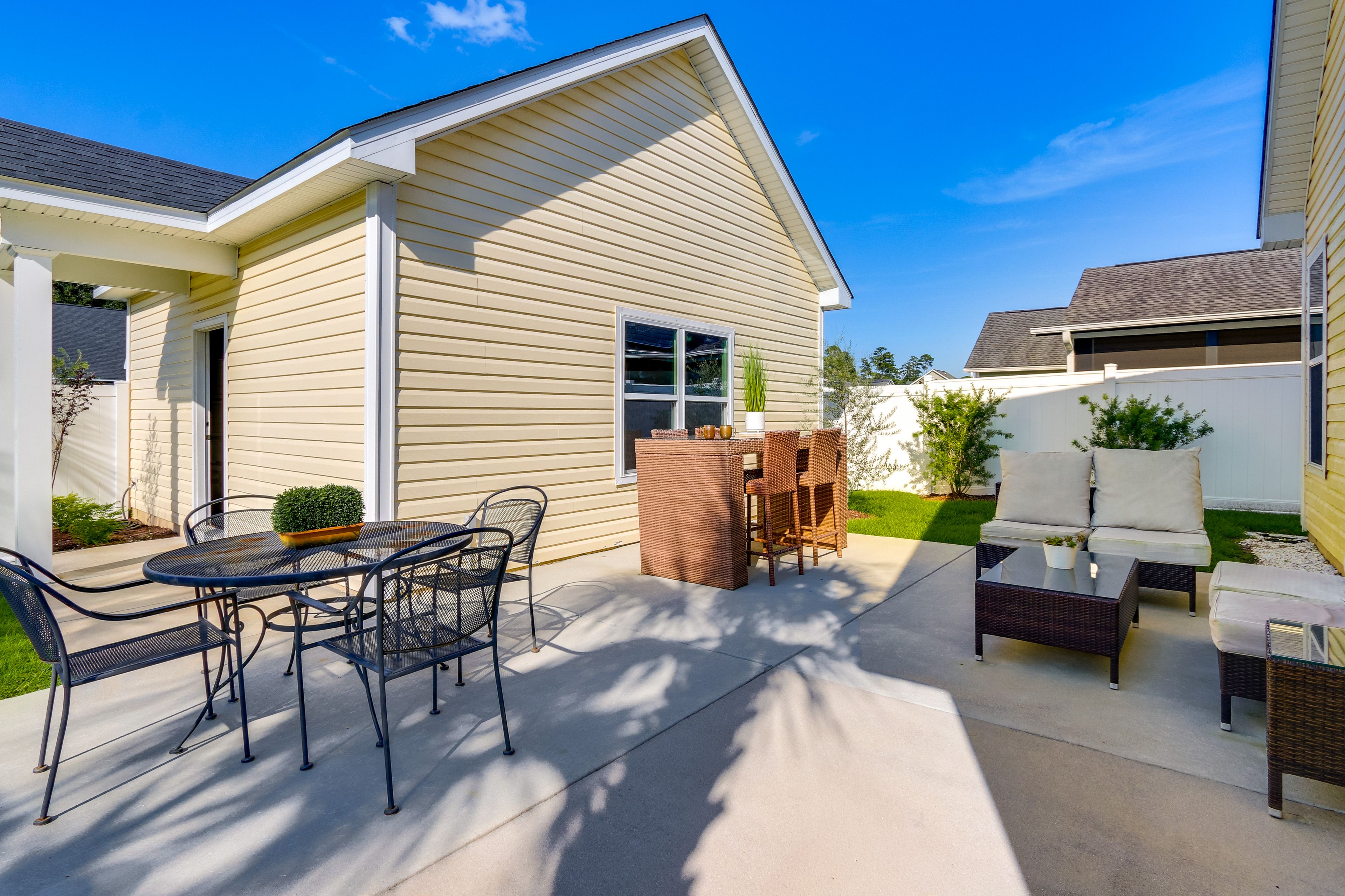 Furnished Patio | 2 Dining Tables | Lounge Furniture