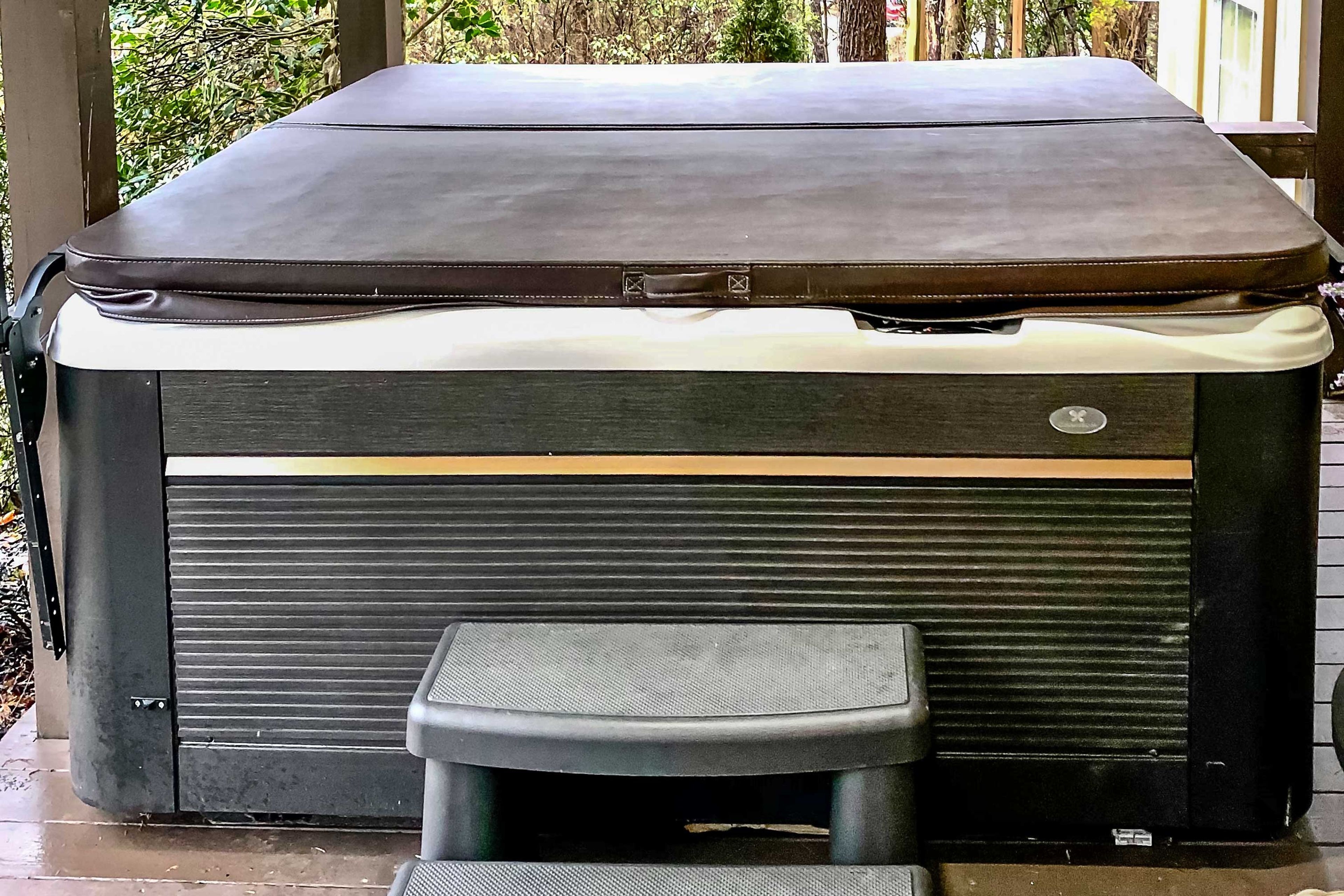Private Hot Tub