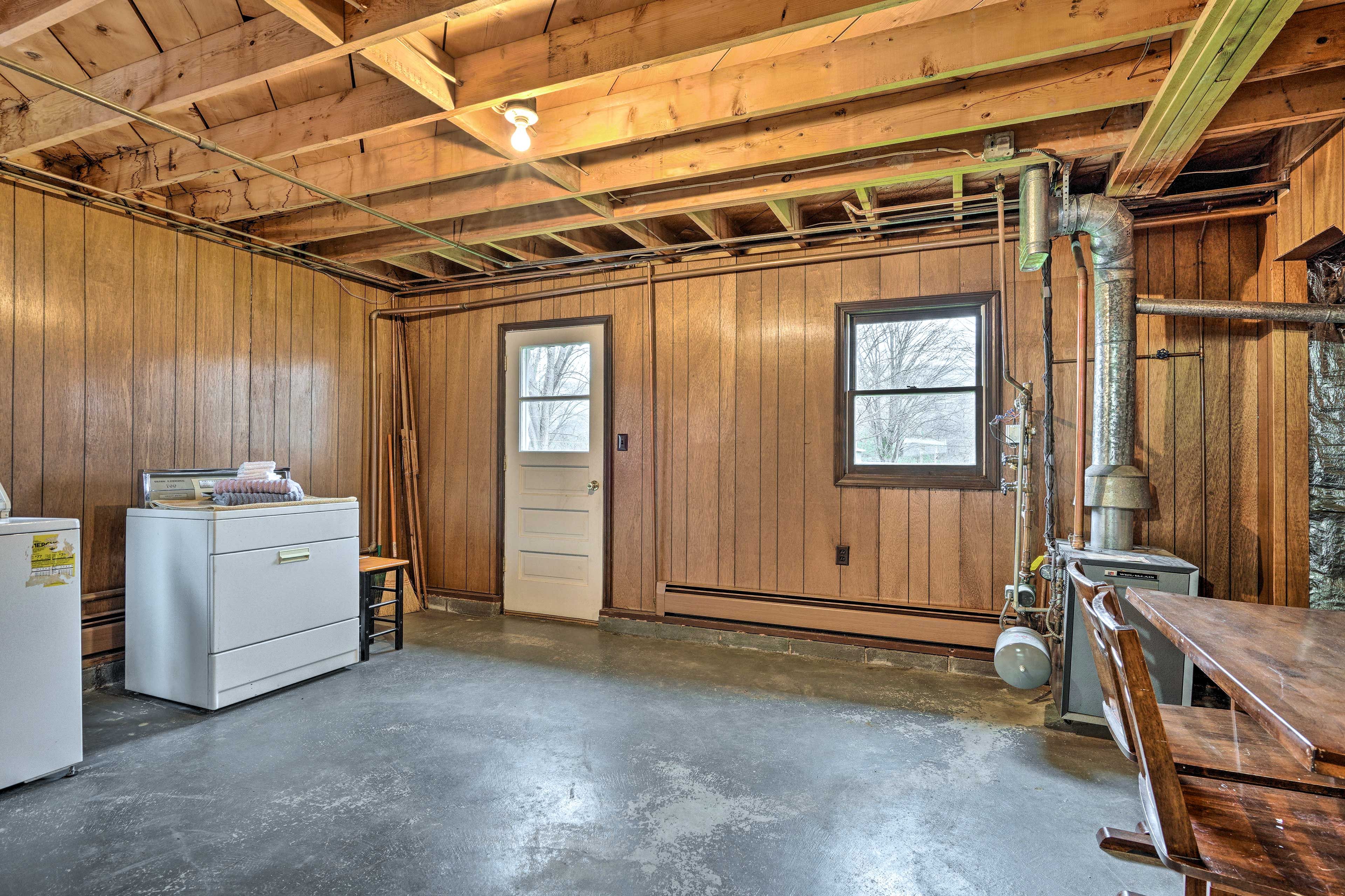 Laundry Room | Iron/Board