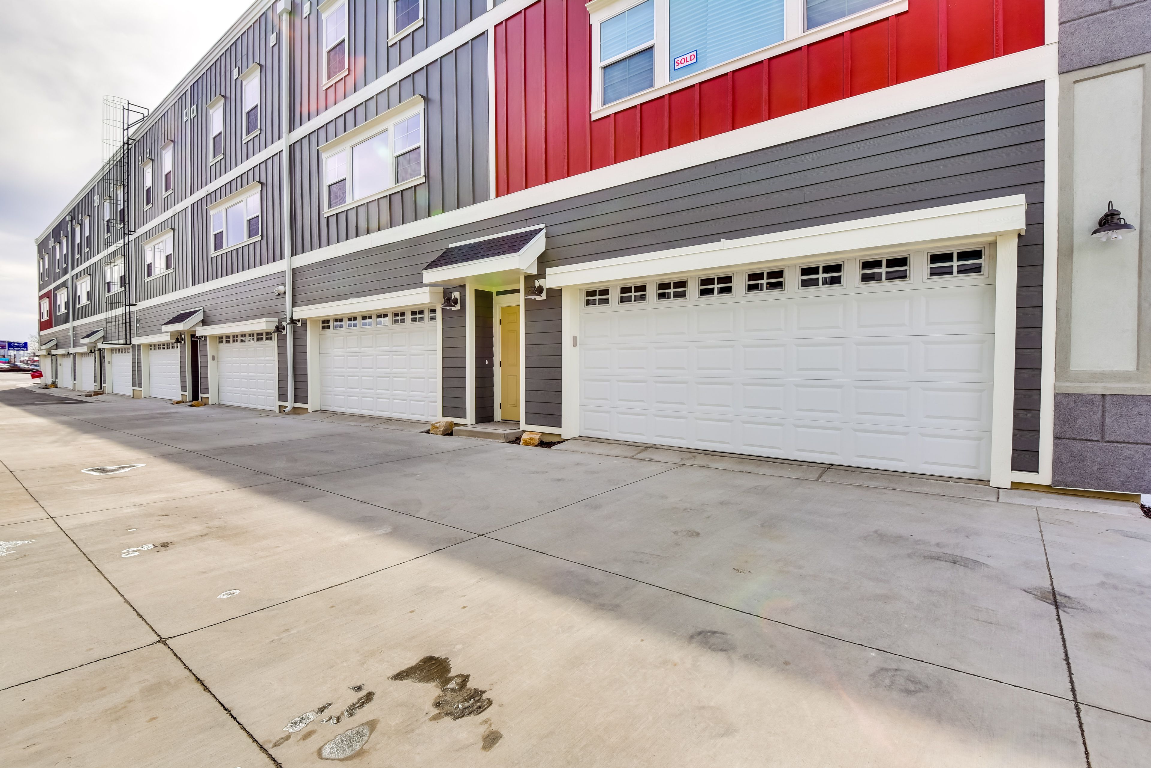 Parking | Garage (2 Vehicles) | Street Parking