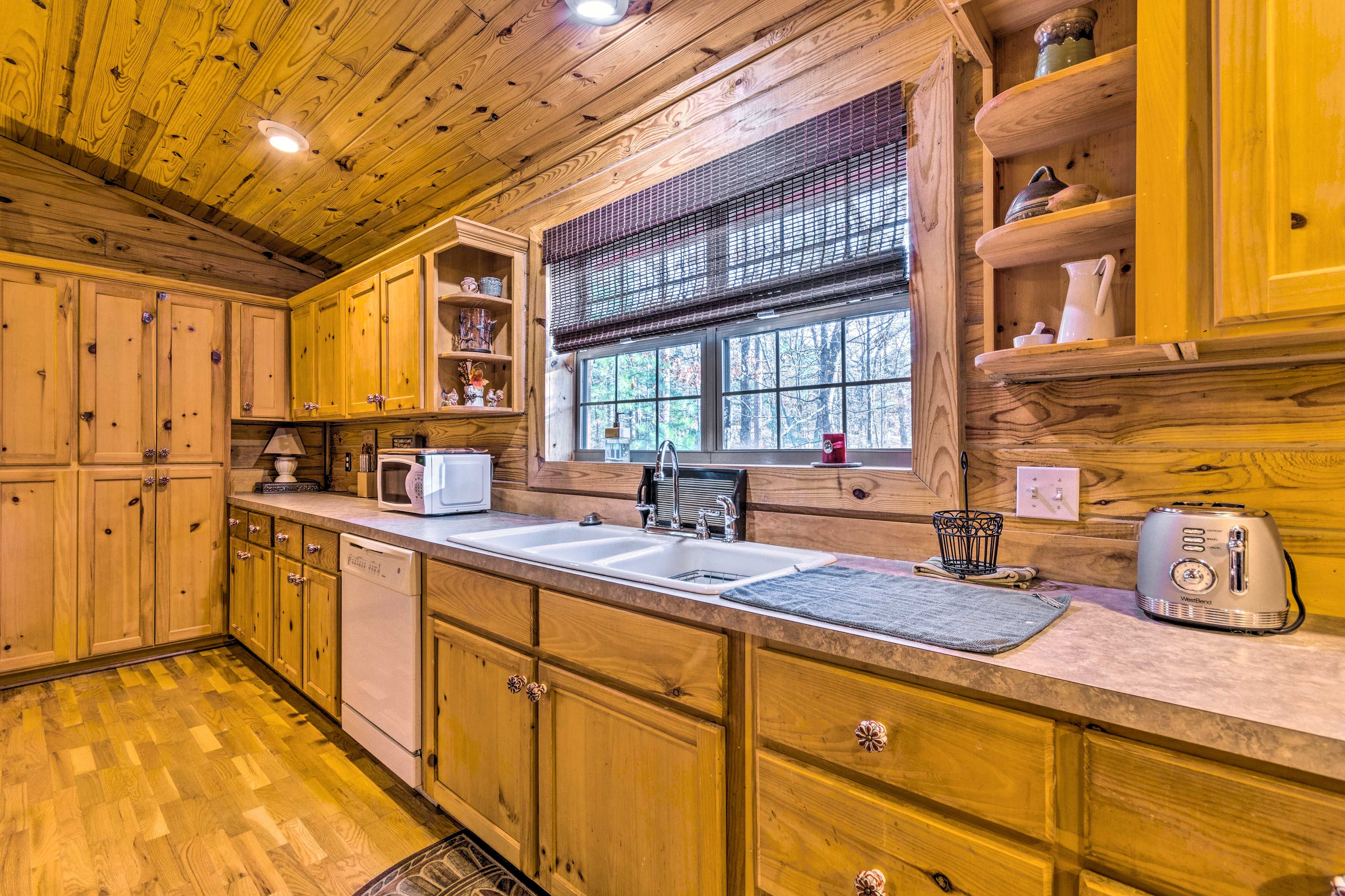 Kitchen | Coffee Maker | Spices | Blender | Crockpot | Toaster