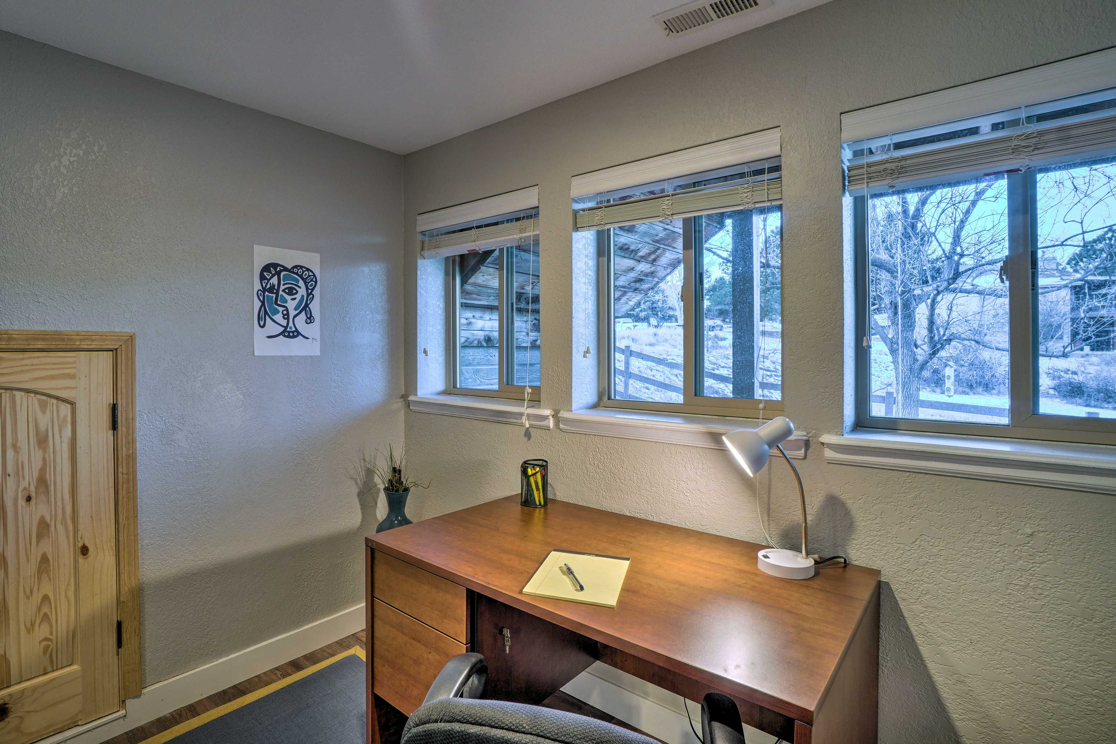 Home Office | Free WiFi | Central Heating & A/C