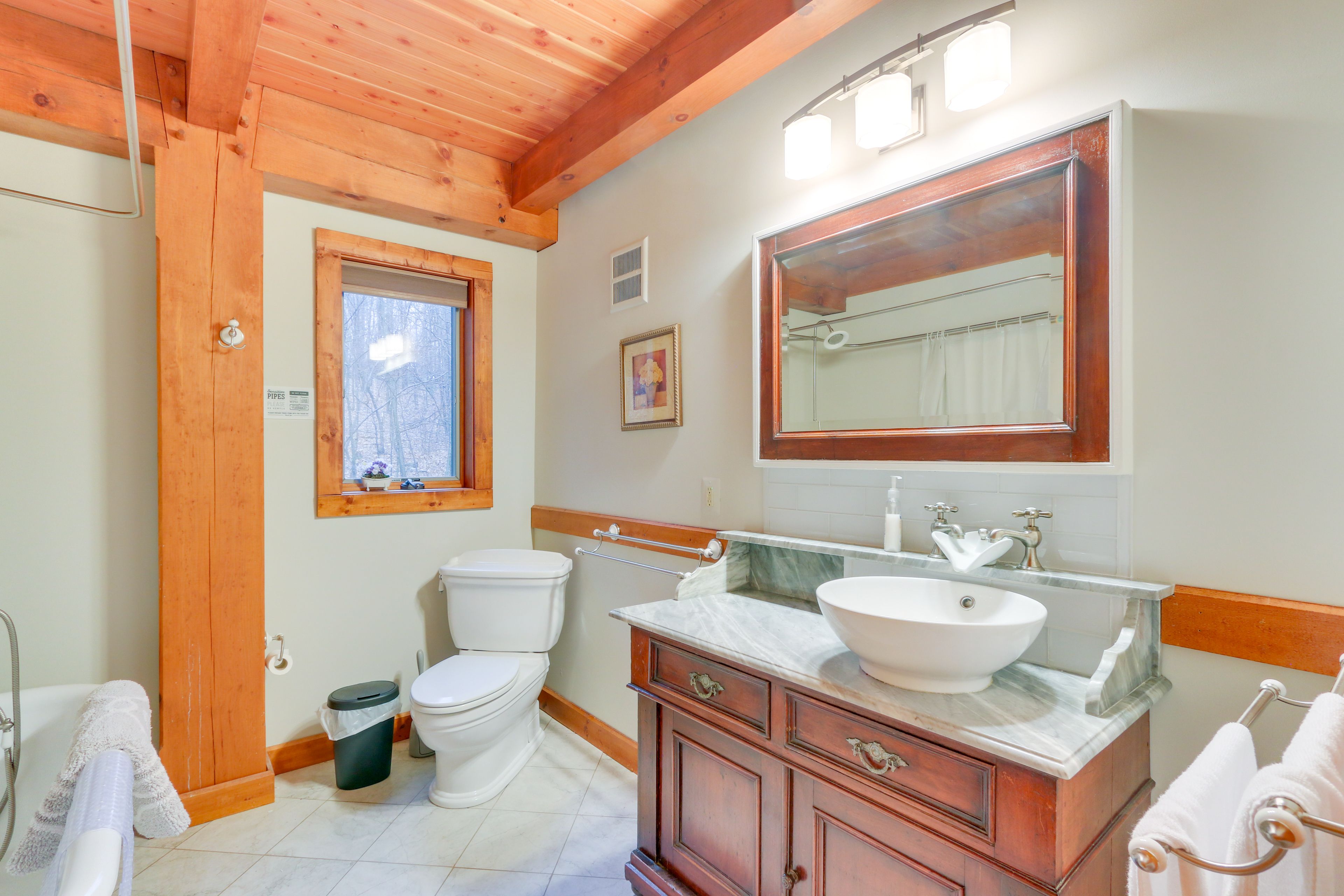 Bathroom | Complimentary Toiletries