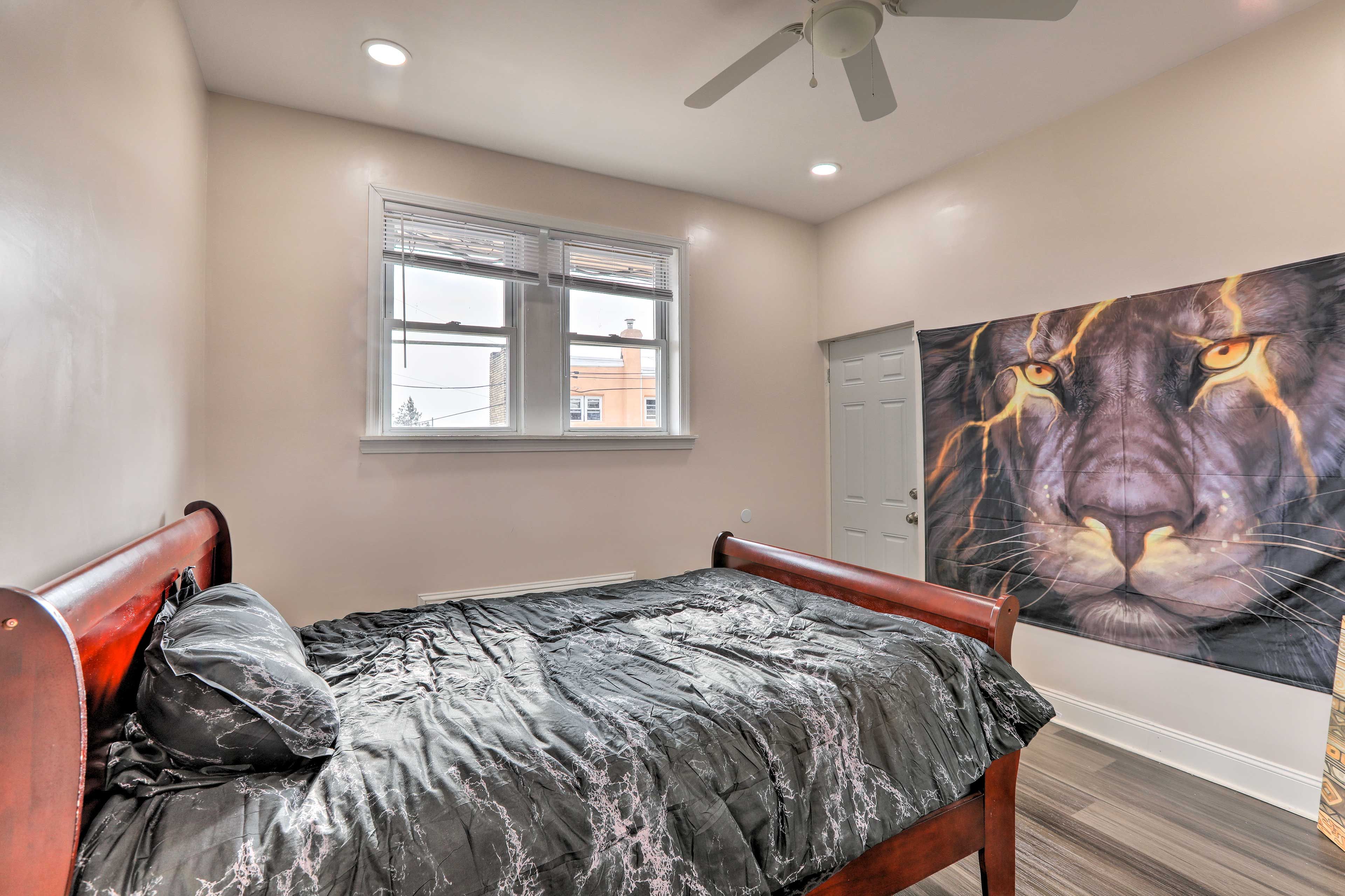 Bedroom 2 | Queen Bed | Linens Provided