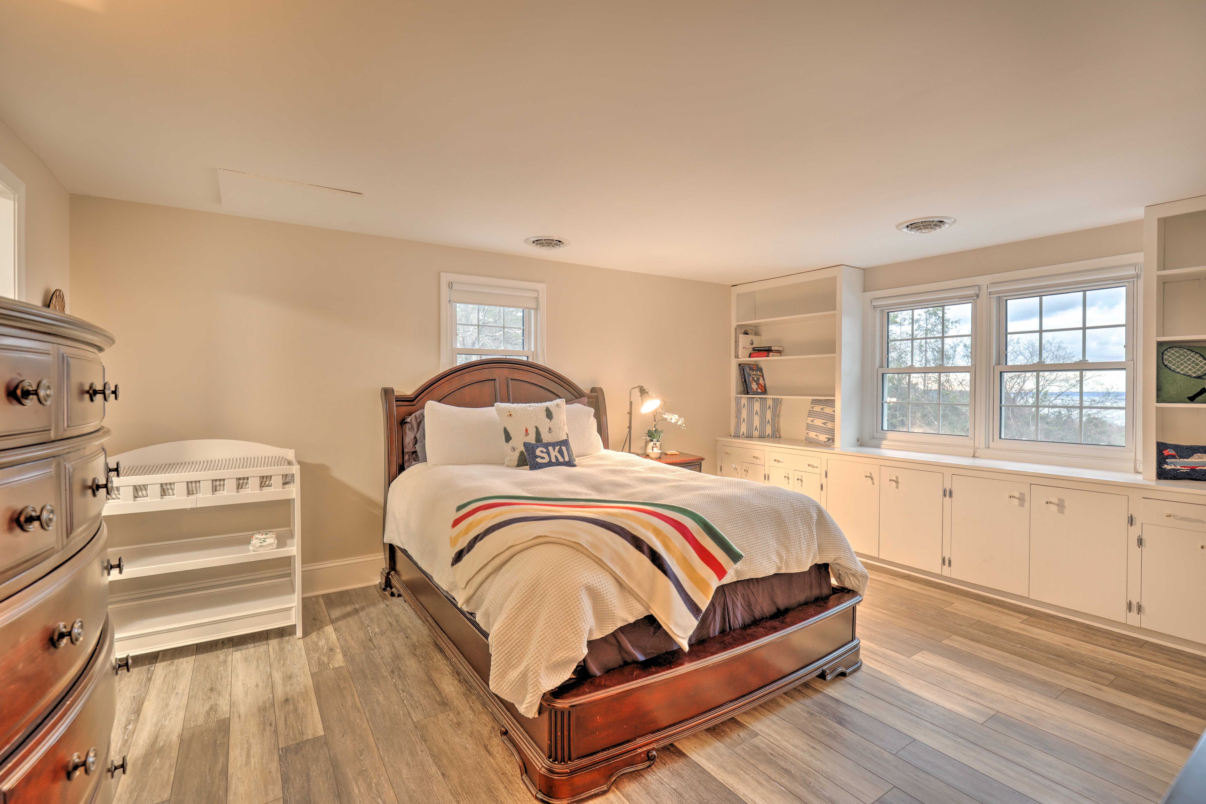 Bedroom 4 | Queen Bed | Fireplace | En-Suite Bathroom