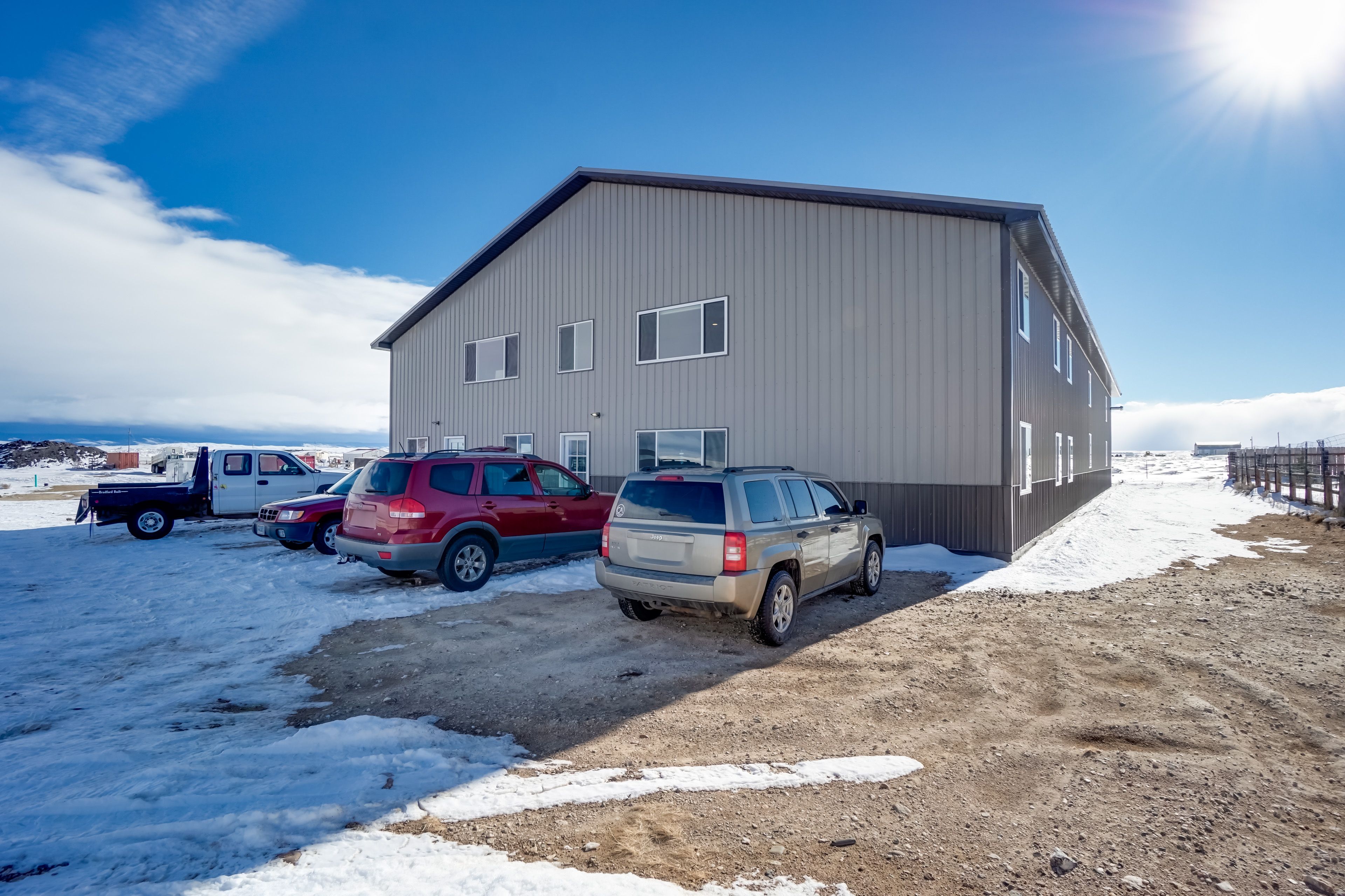 Parking | Driveway (2 Vehicles) | RV & Trailer Parking Available