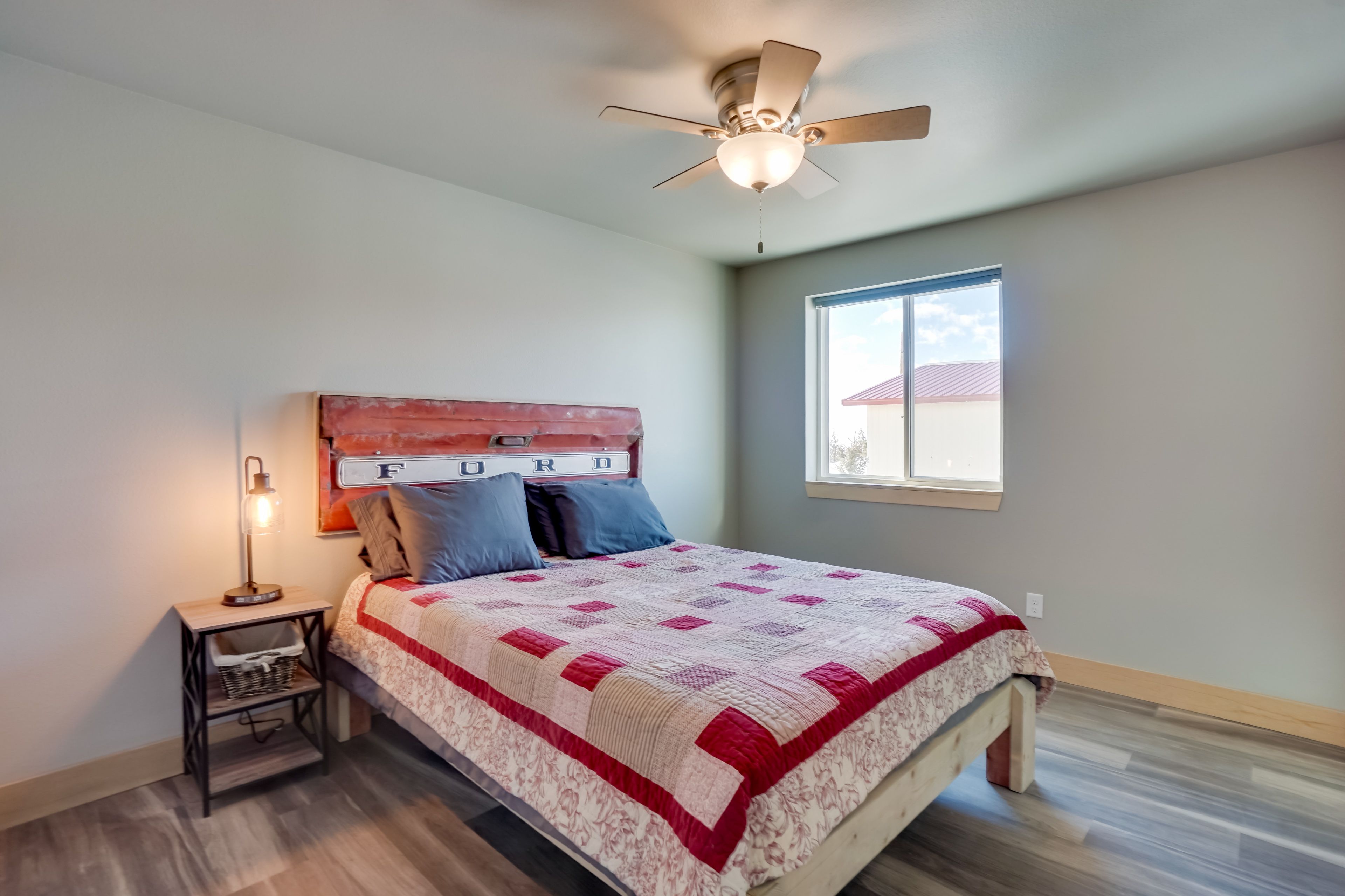 Bedroom 1 | Queen Bed | Linens & Towels Provided