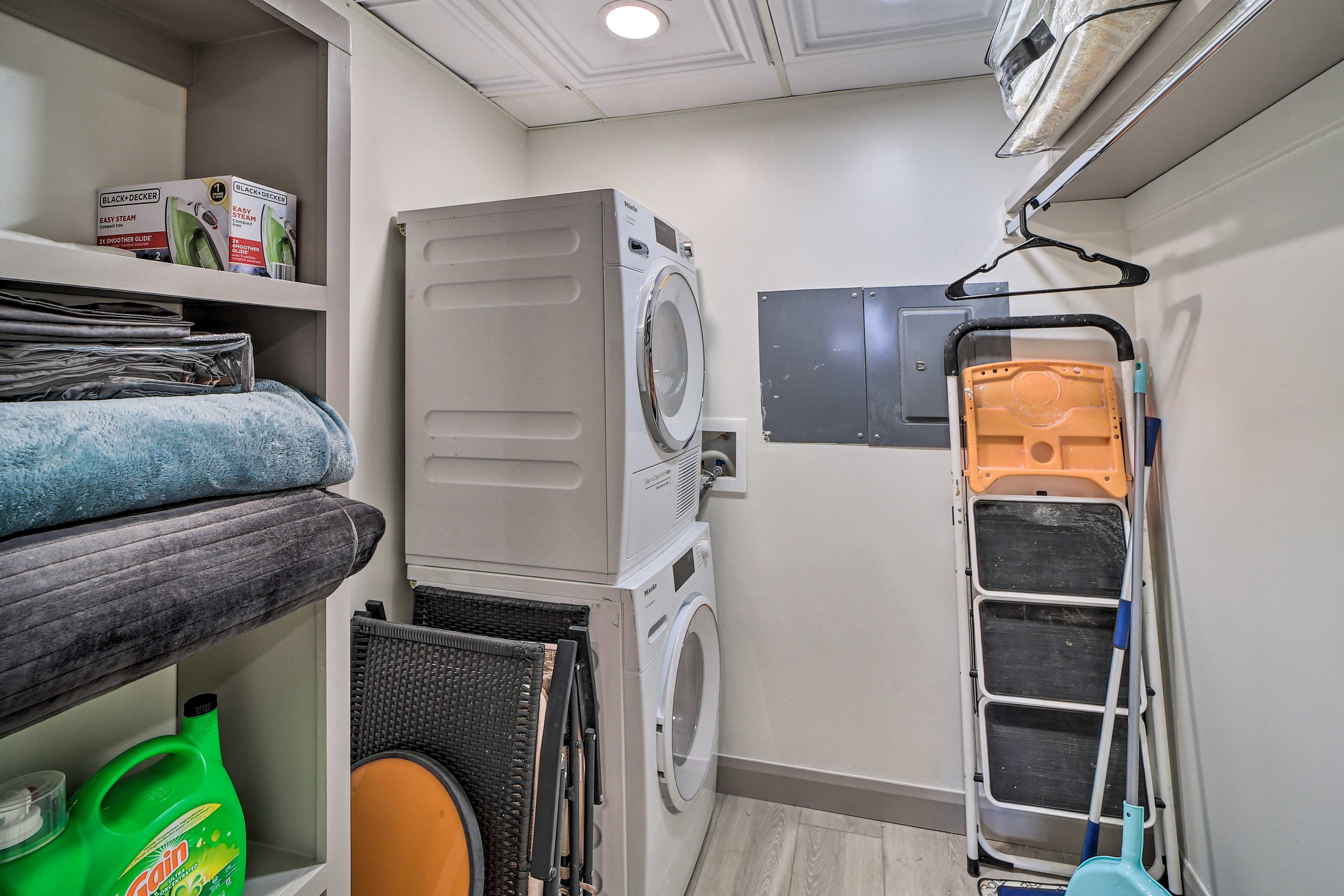 Washer & Dryer