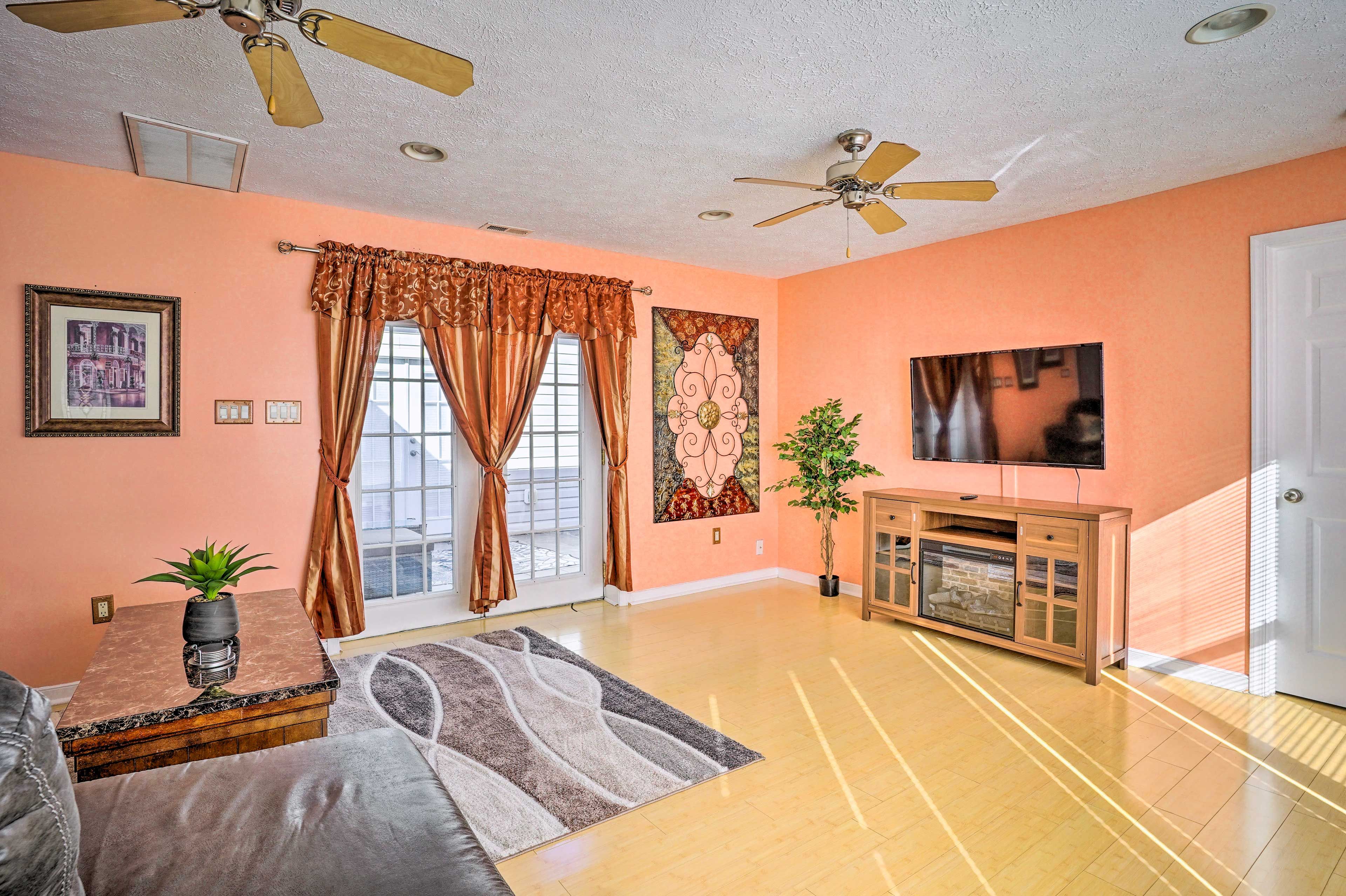 Living Room | Free WiFi