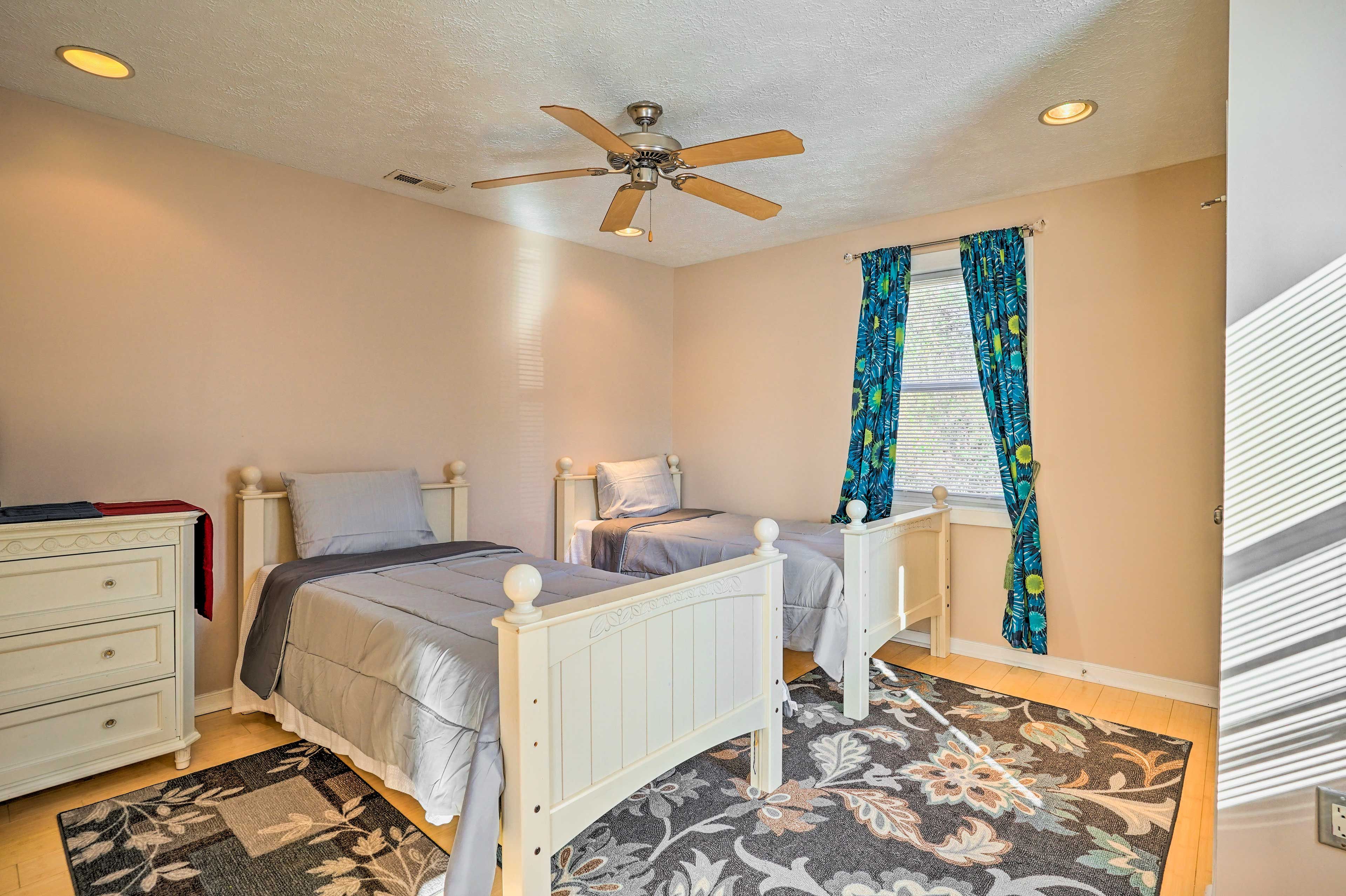 Bedroom 3 | 2 Twin Beds