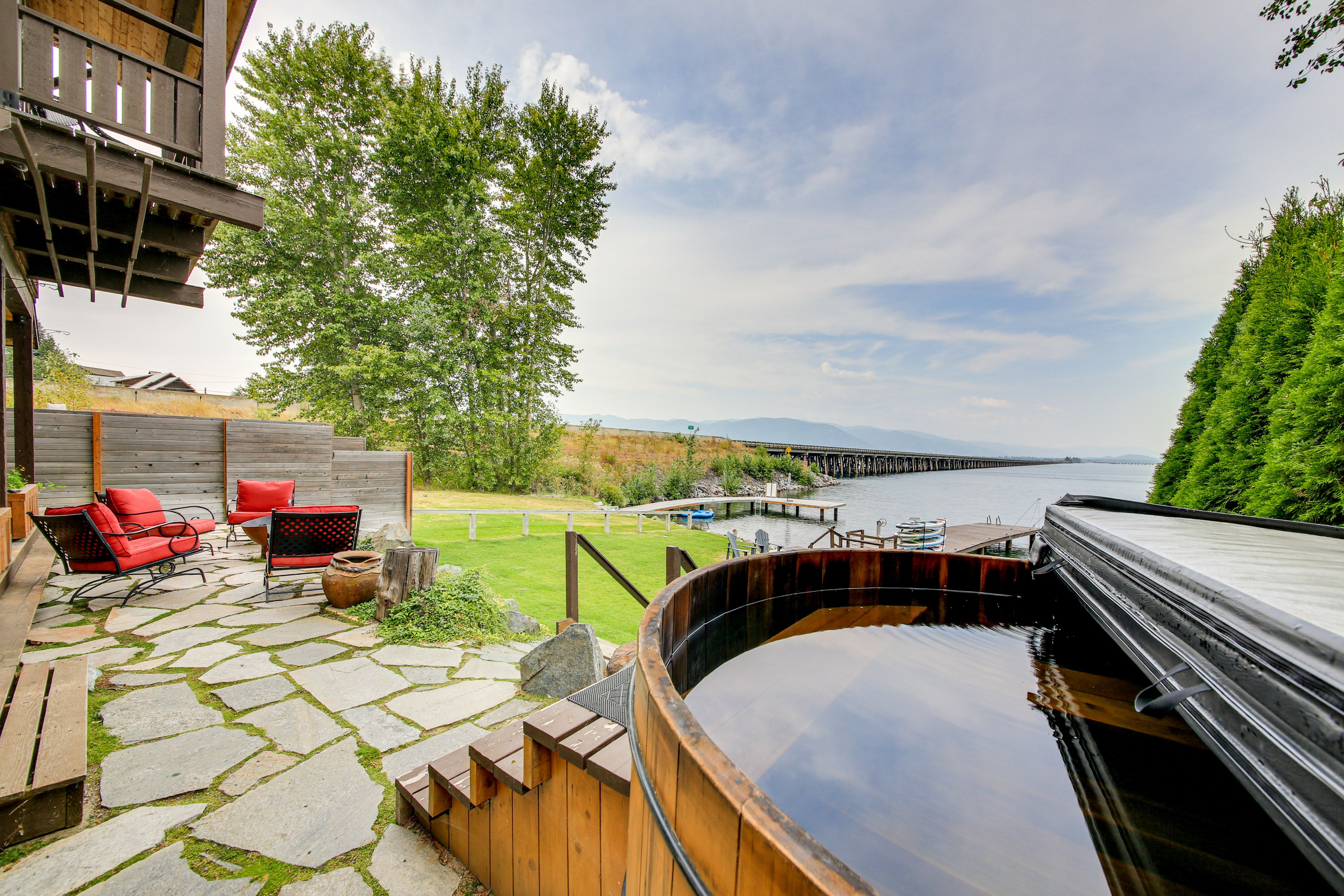 Private Hot Tub | Patio
