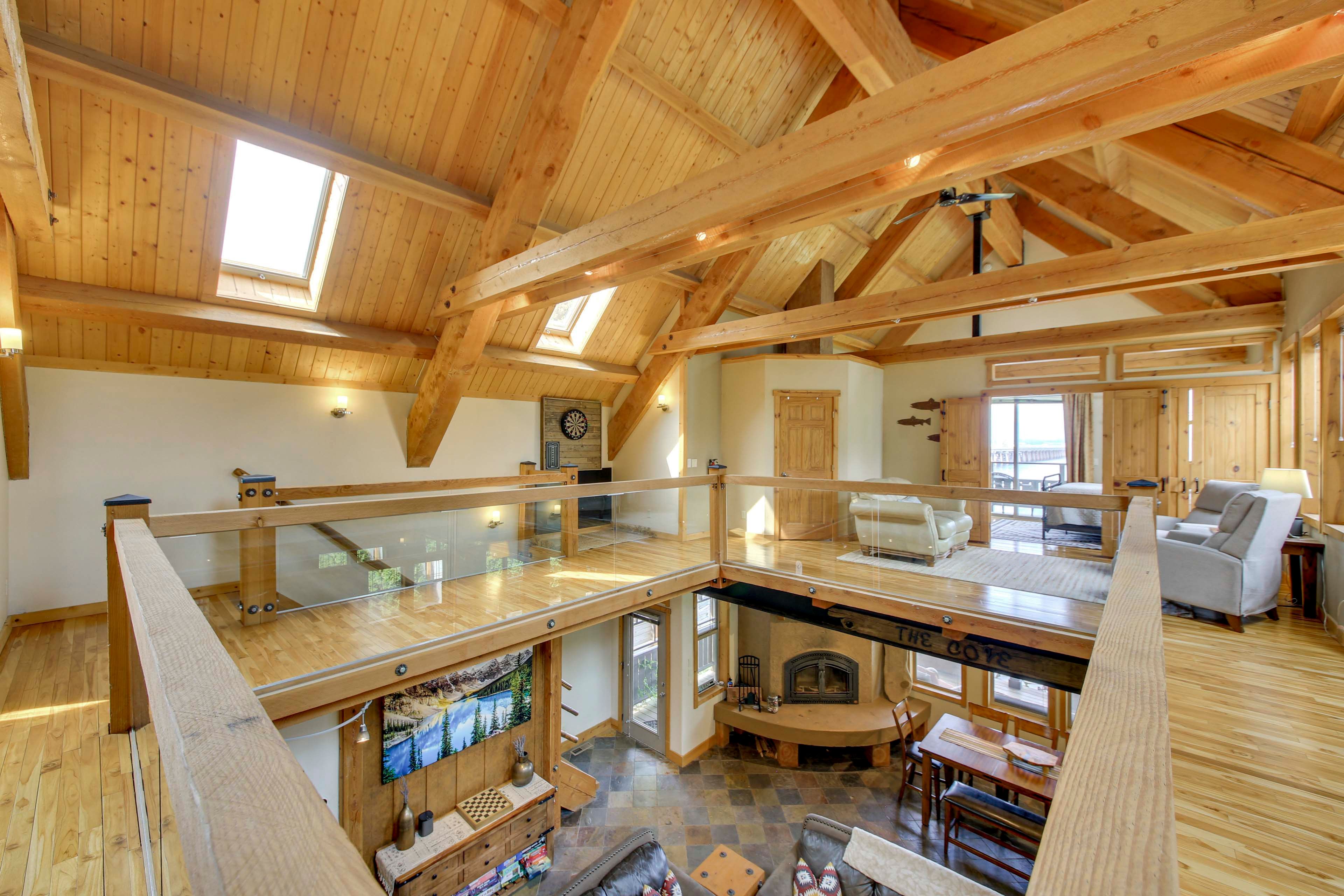 Upstairs Landing | Sitting Areas | 2nd Floor