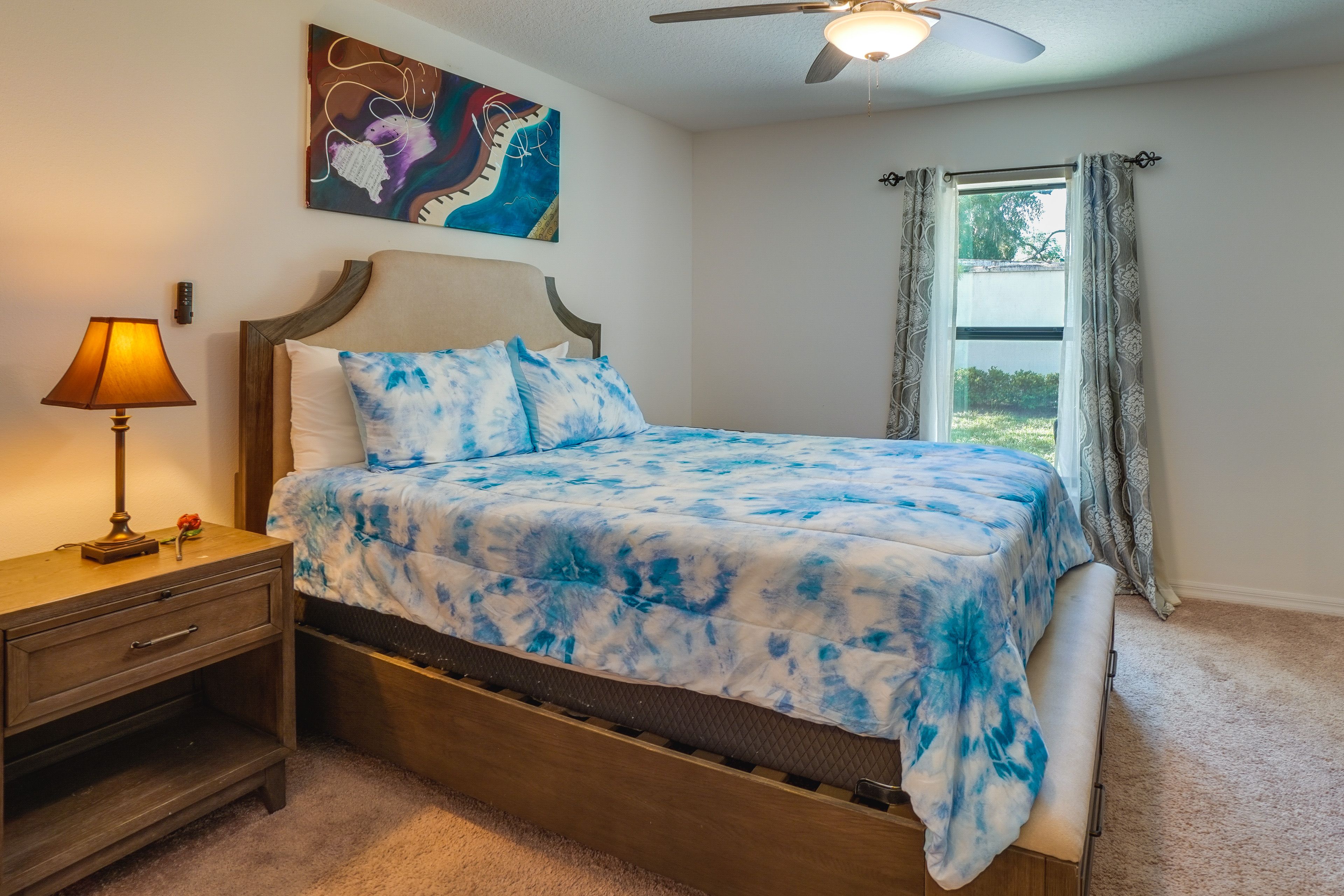 Bedroom 1 | Queen Bed | En-Suite Bathroom