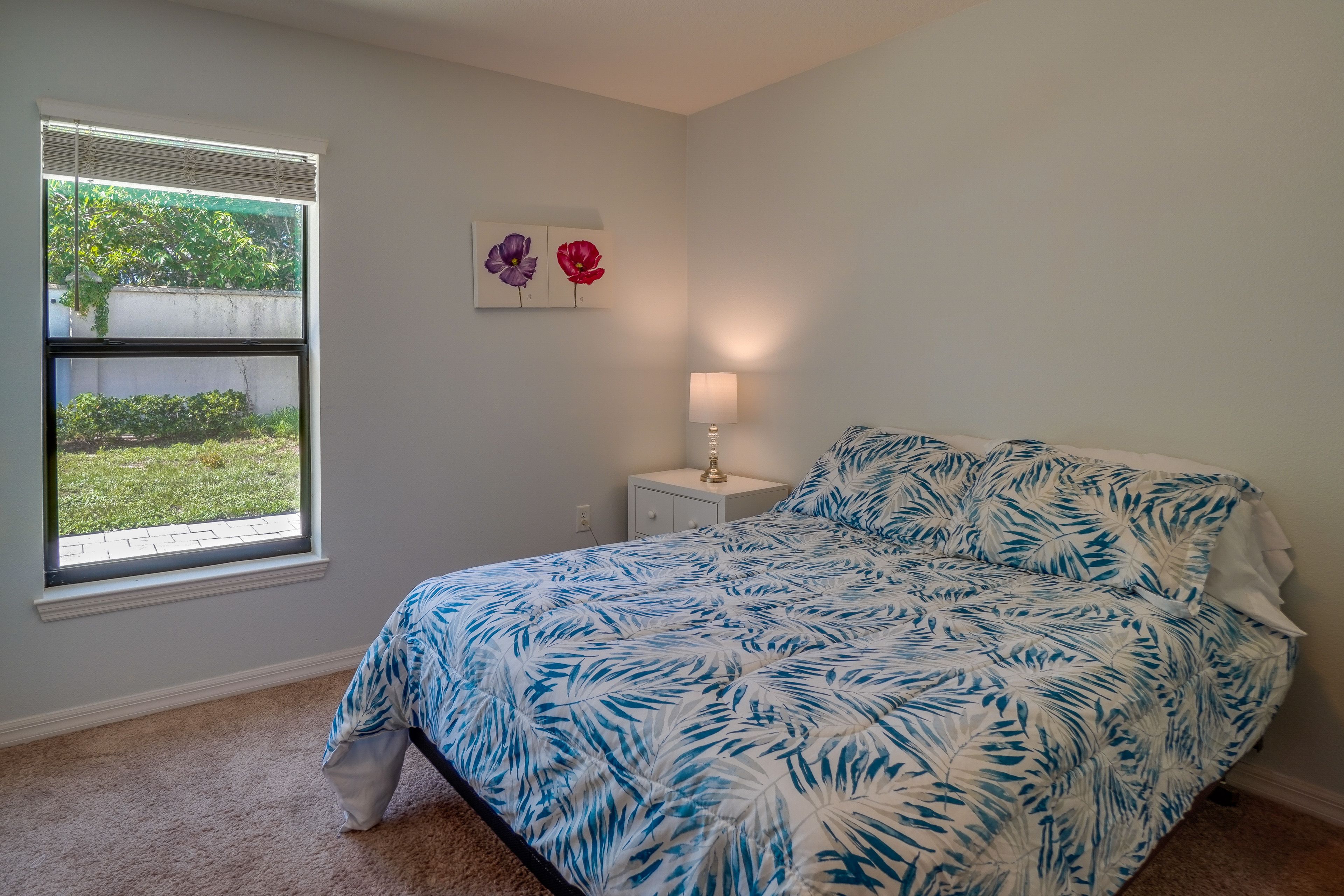 Bedroom 2 | Queen Bed