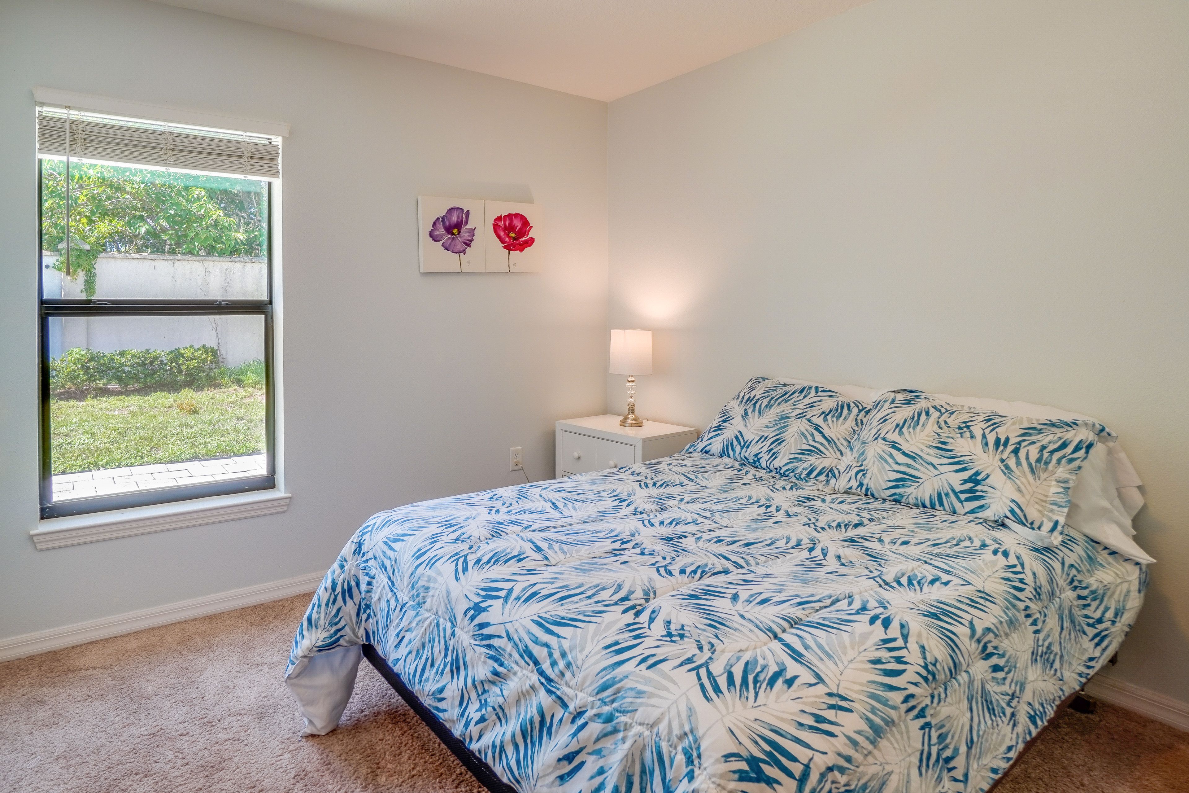 Bedroom 2 | Queen Bed