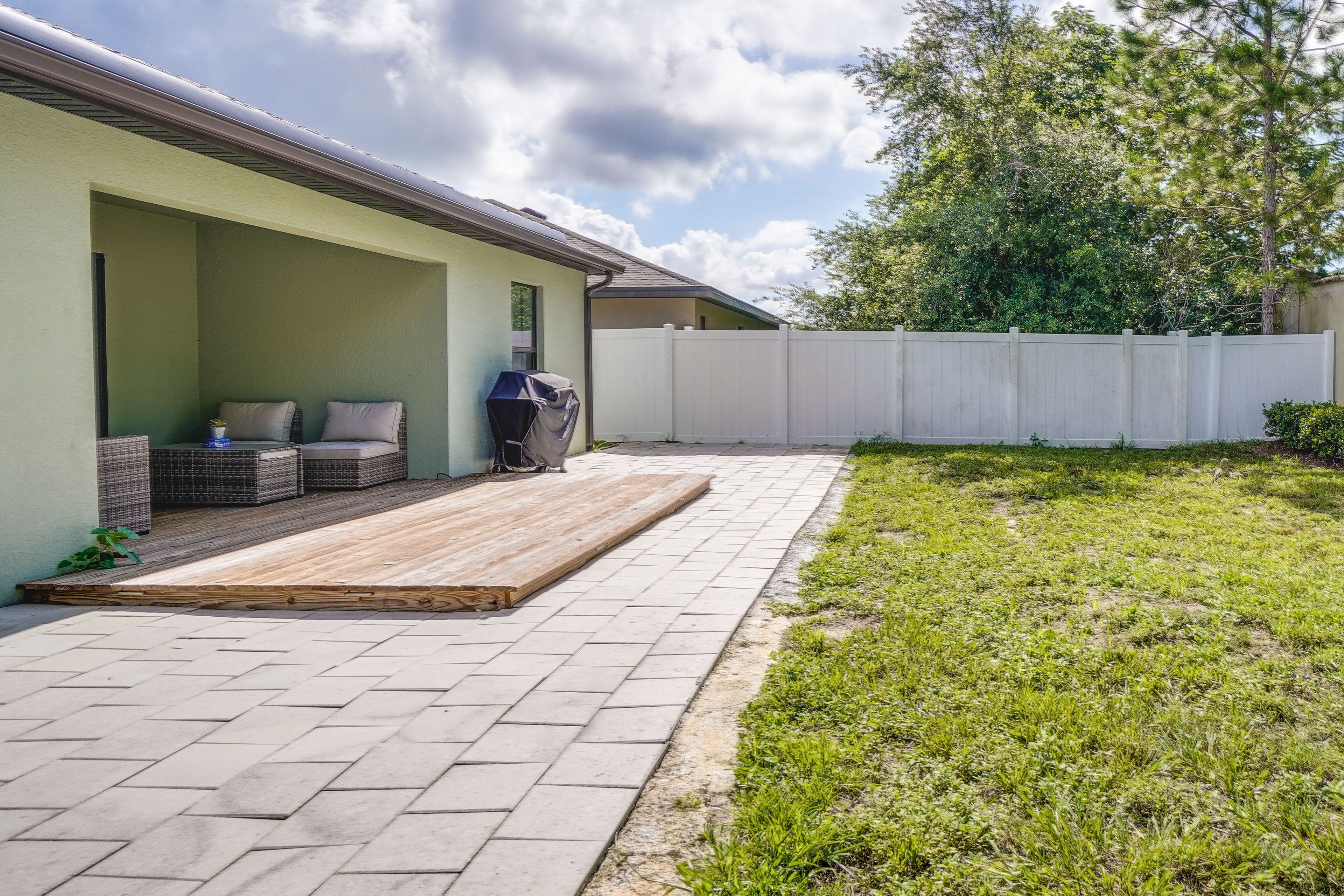 Covered Patio & Private Yard