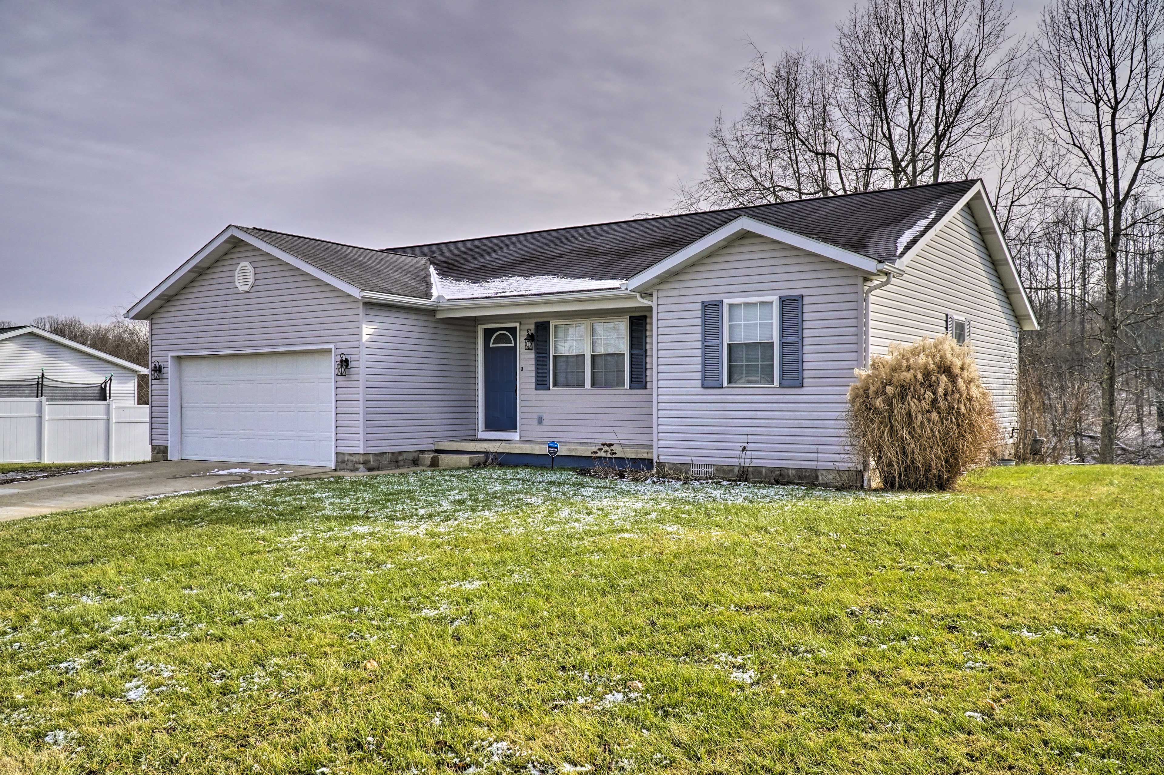 Parking | Driveway (2 Vehicles) | RVs/Trailers Welcome | Street Parking