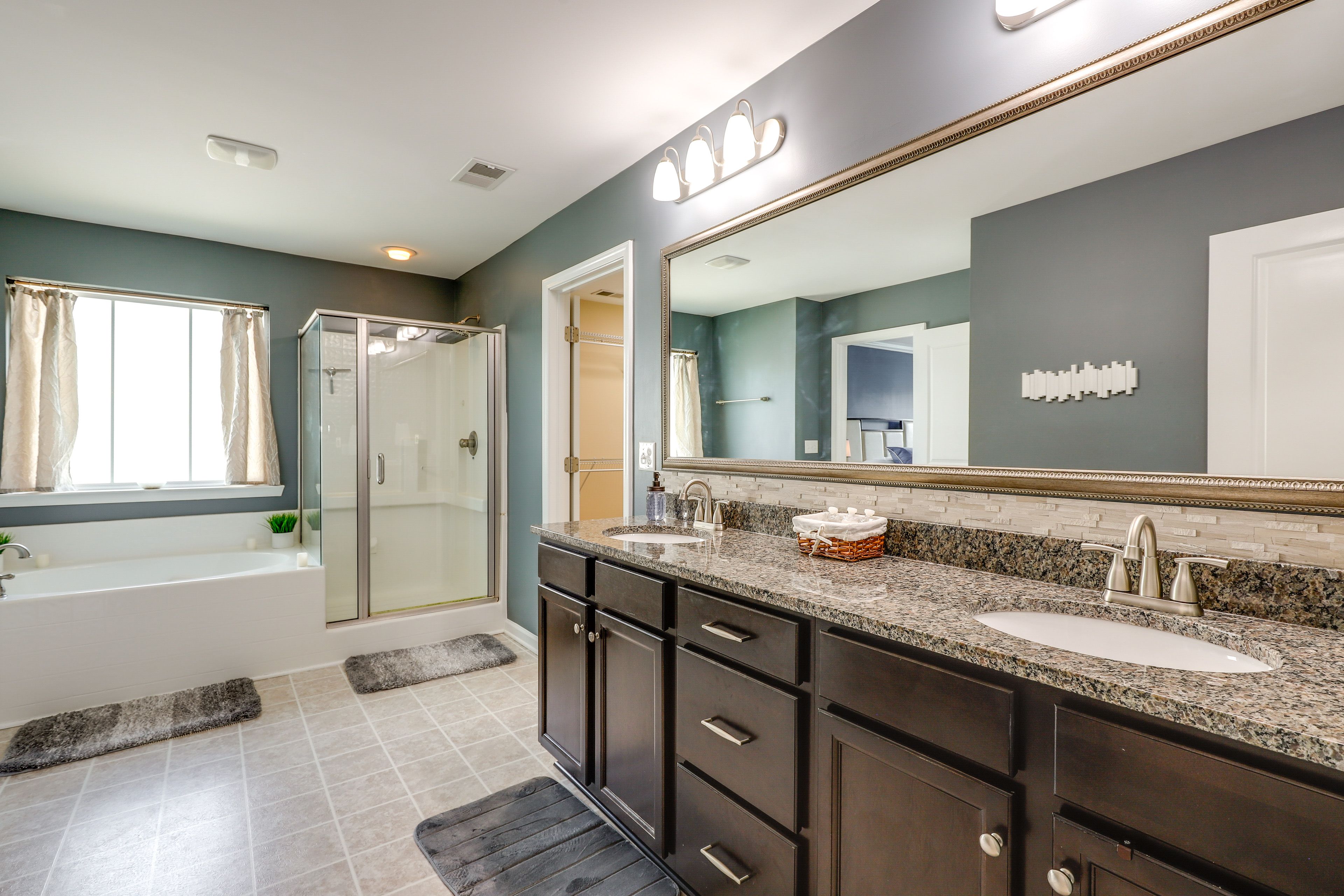 En-Suite Bathroom | Complimentary Toiletries