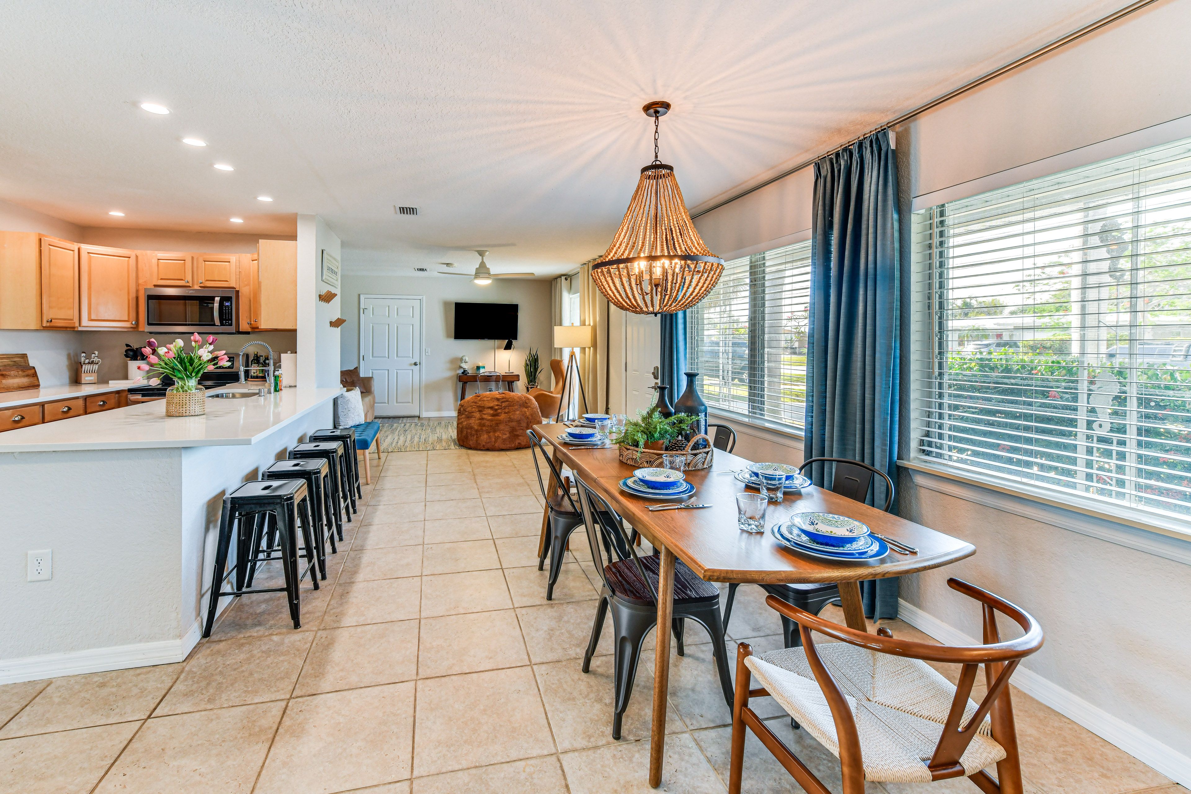 Interior | Open Floor Plan | Single-Story Home | Central A/C