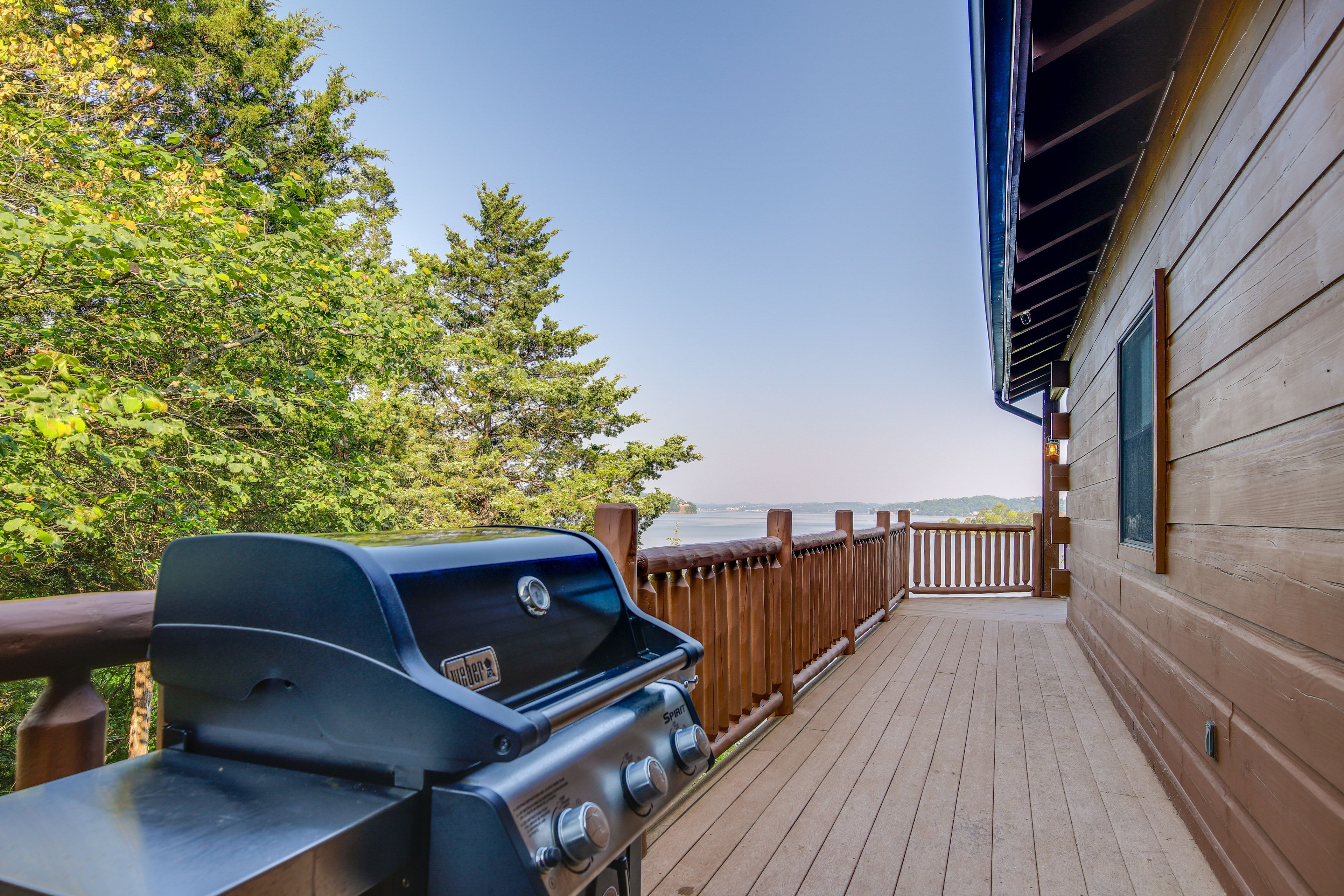 Wraparound Deck | Douglas Lake Views | Gas Grill