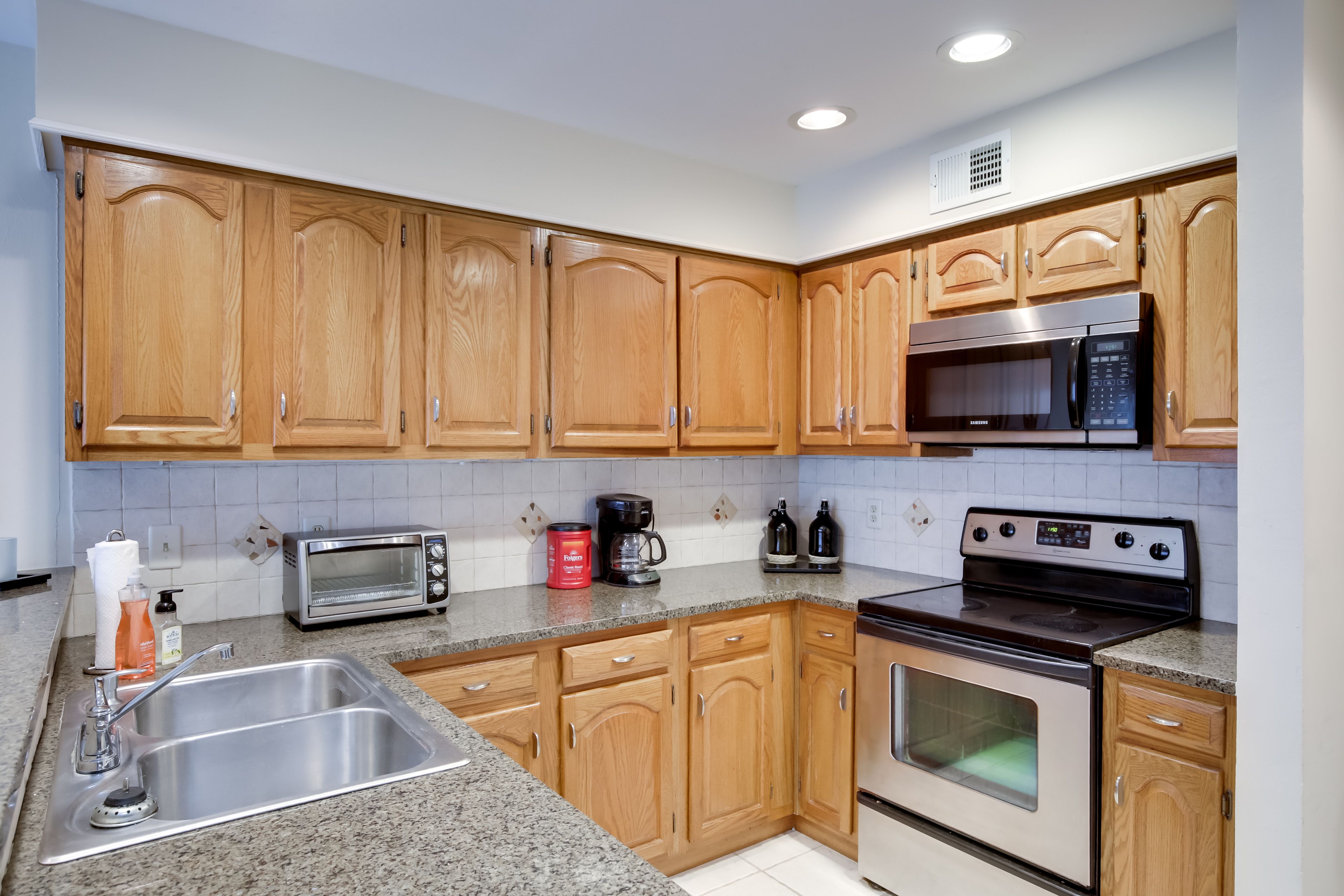 Kitchen | Drip Coffee Maker | Dishwasher