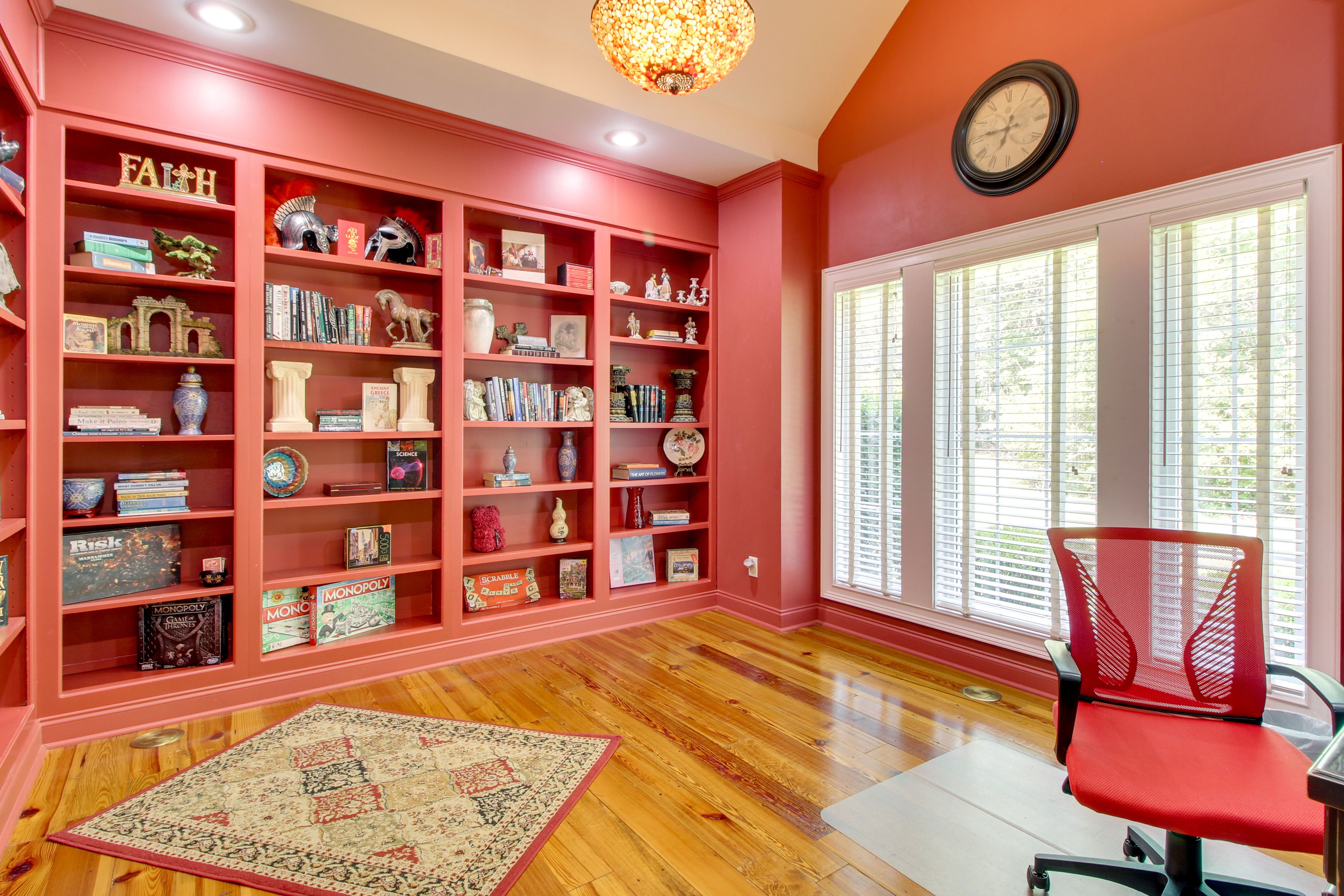 Office | 1st Floor