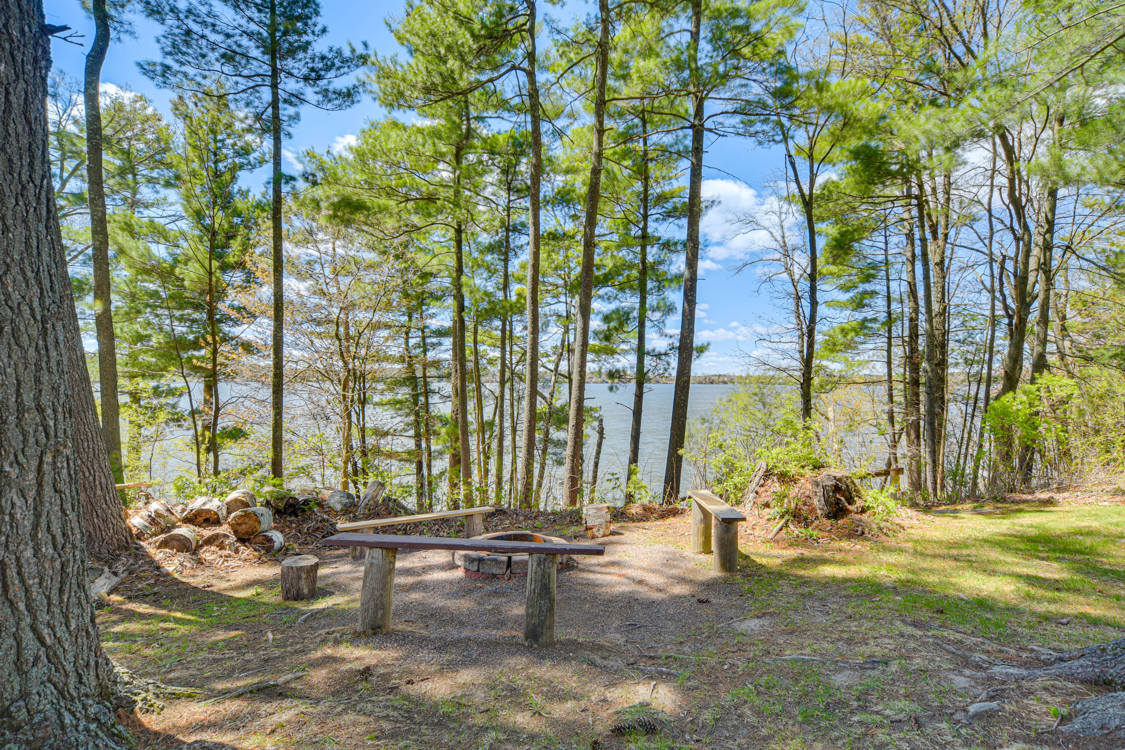 Fir Pit Area | Lake Views