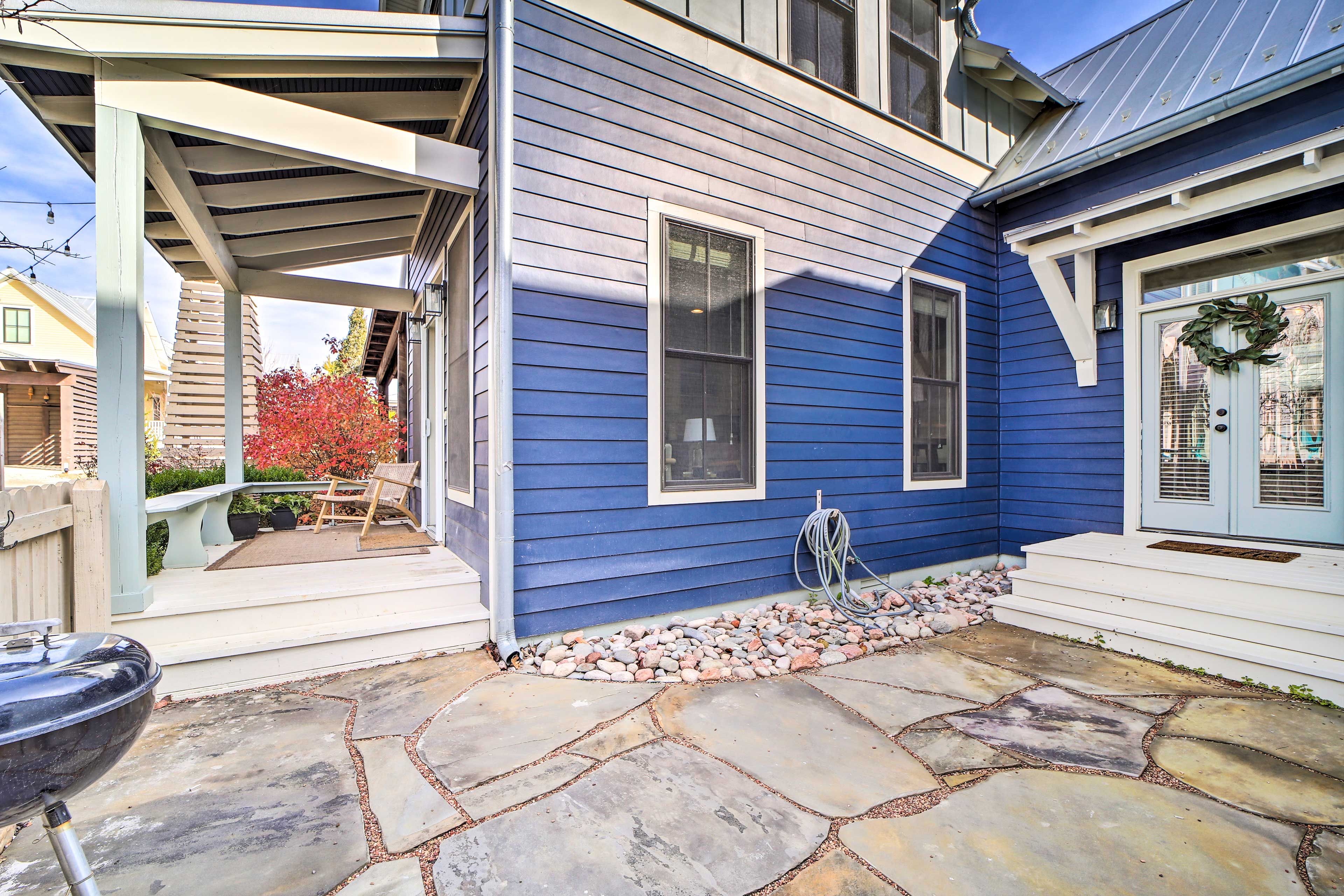 Patio | Charcoal Grill | Front Porch w/ Seating