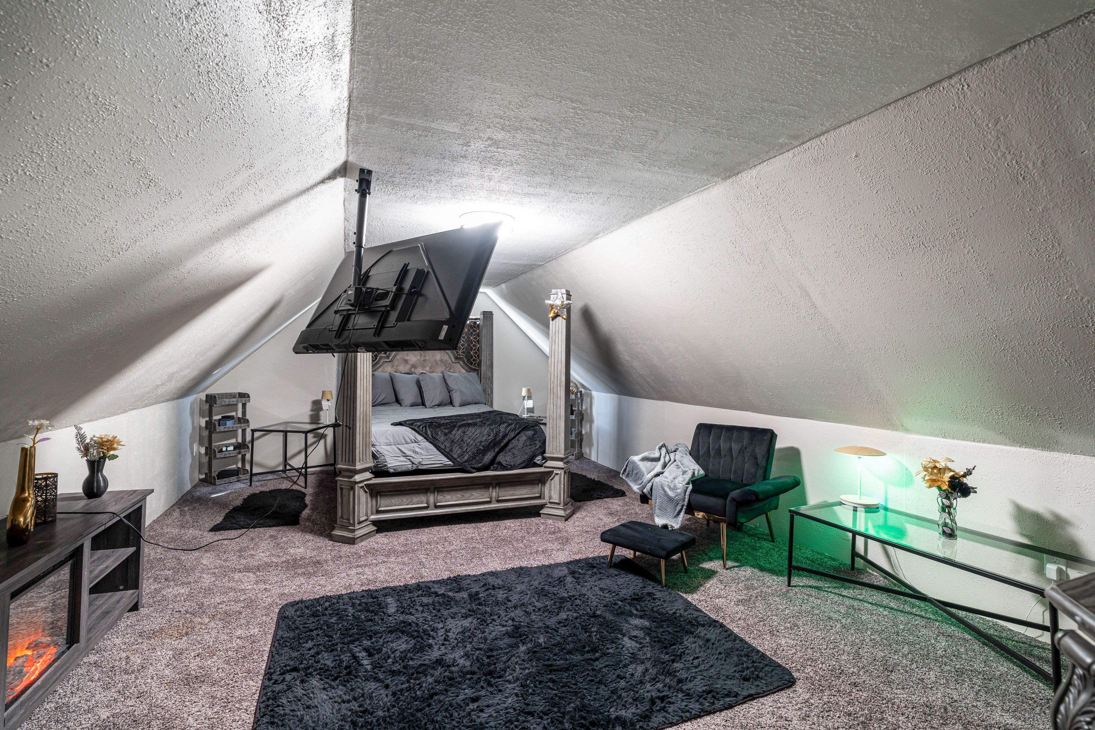 Bedroom 1 | 2nd Floor | Queen Bed | Electric Fireplace | Smart TV