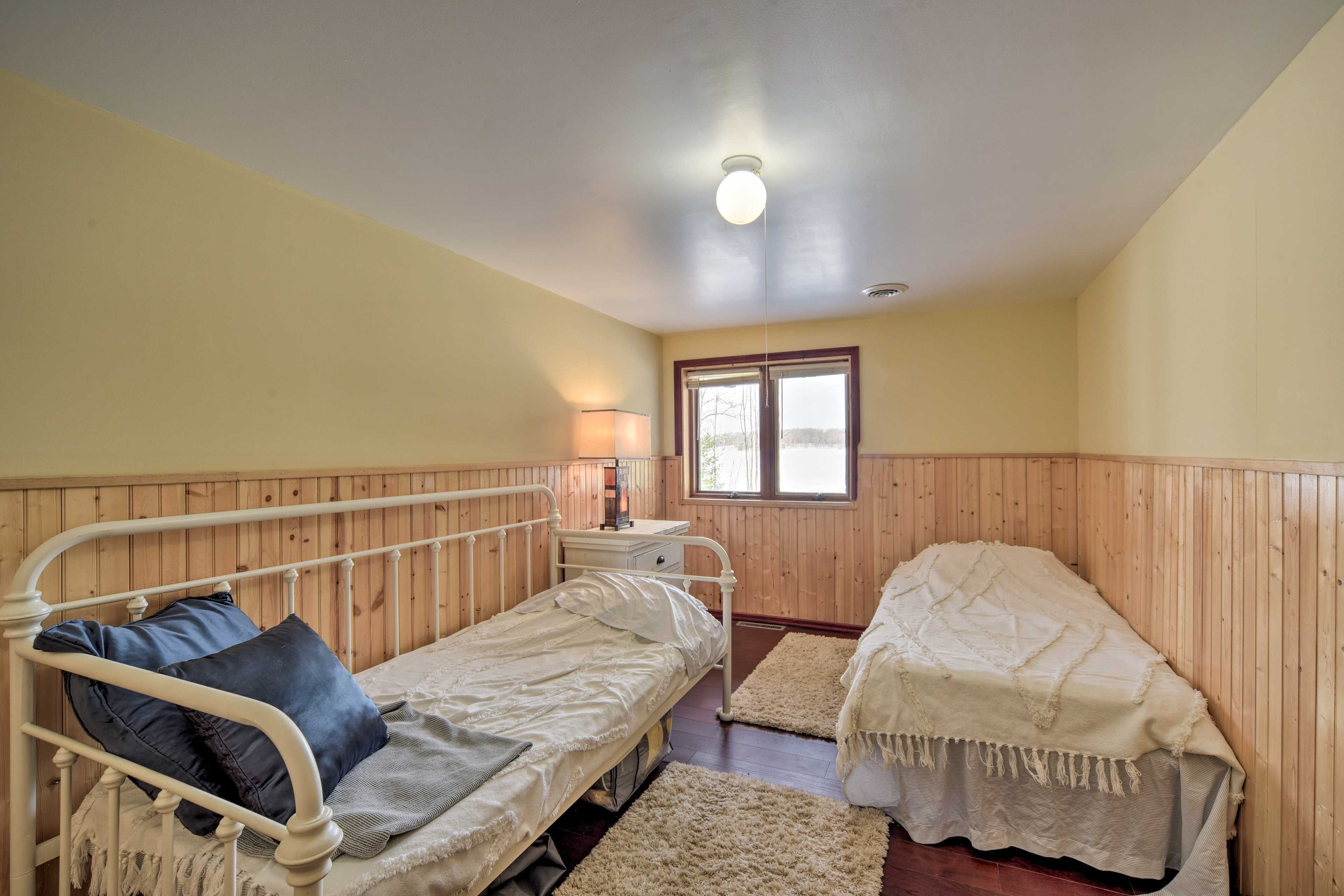 Bedroom 3 | Twin Daybed | Twin Bed