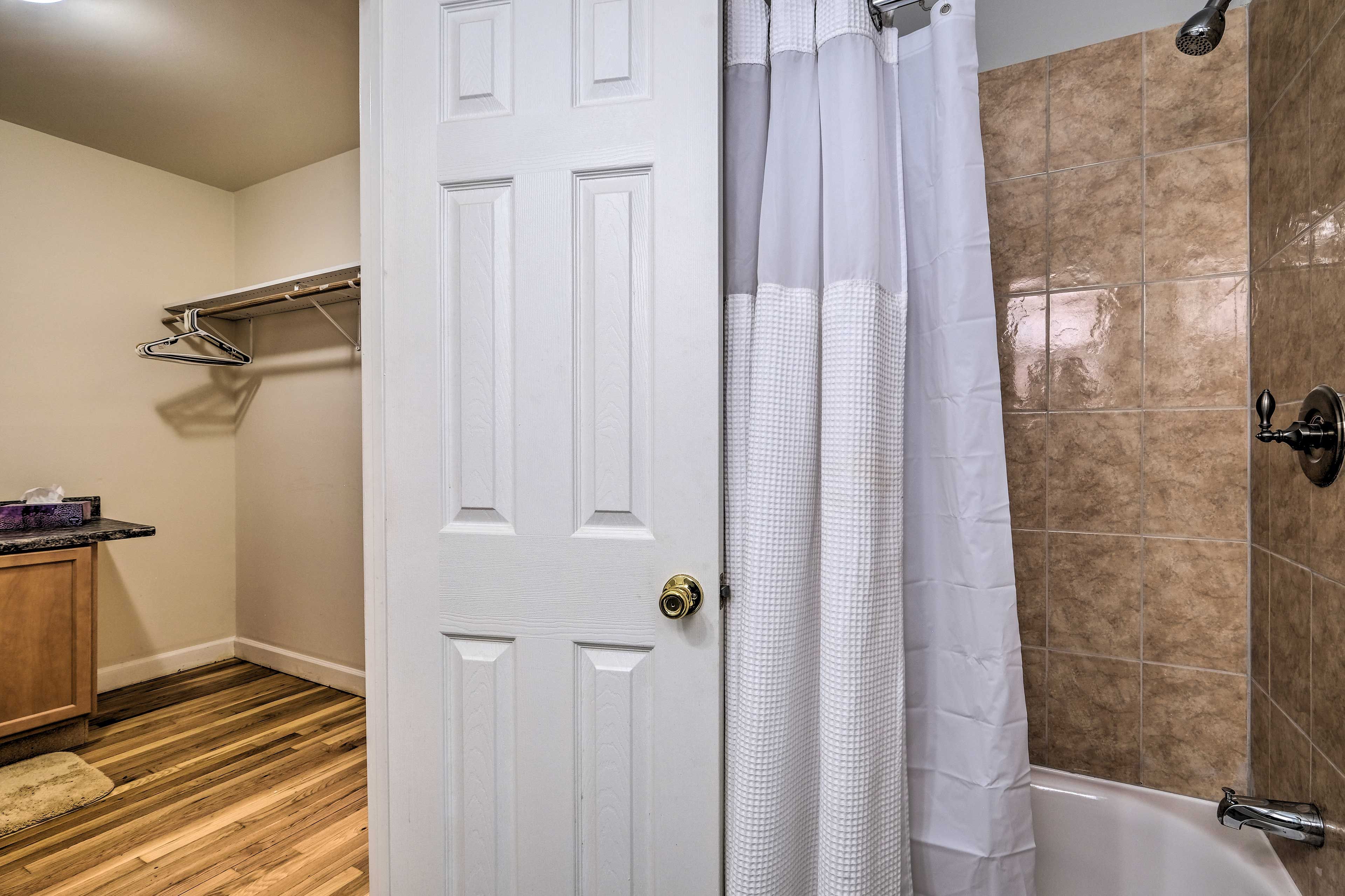 Bathroom | Towels Provided