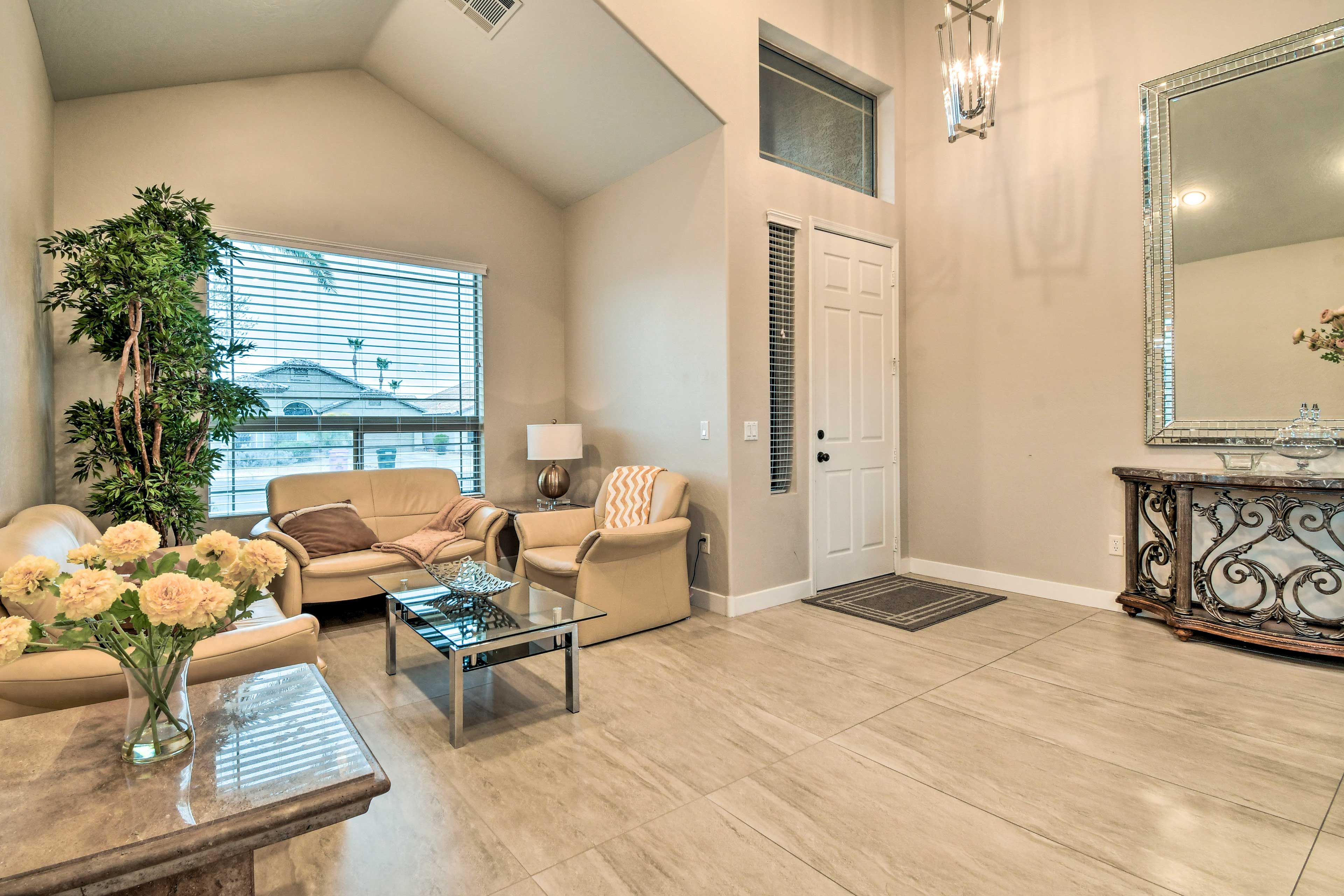 Entryway | Free WiFi | Central Air Conditioning