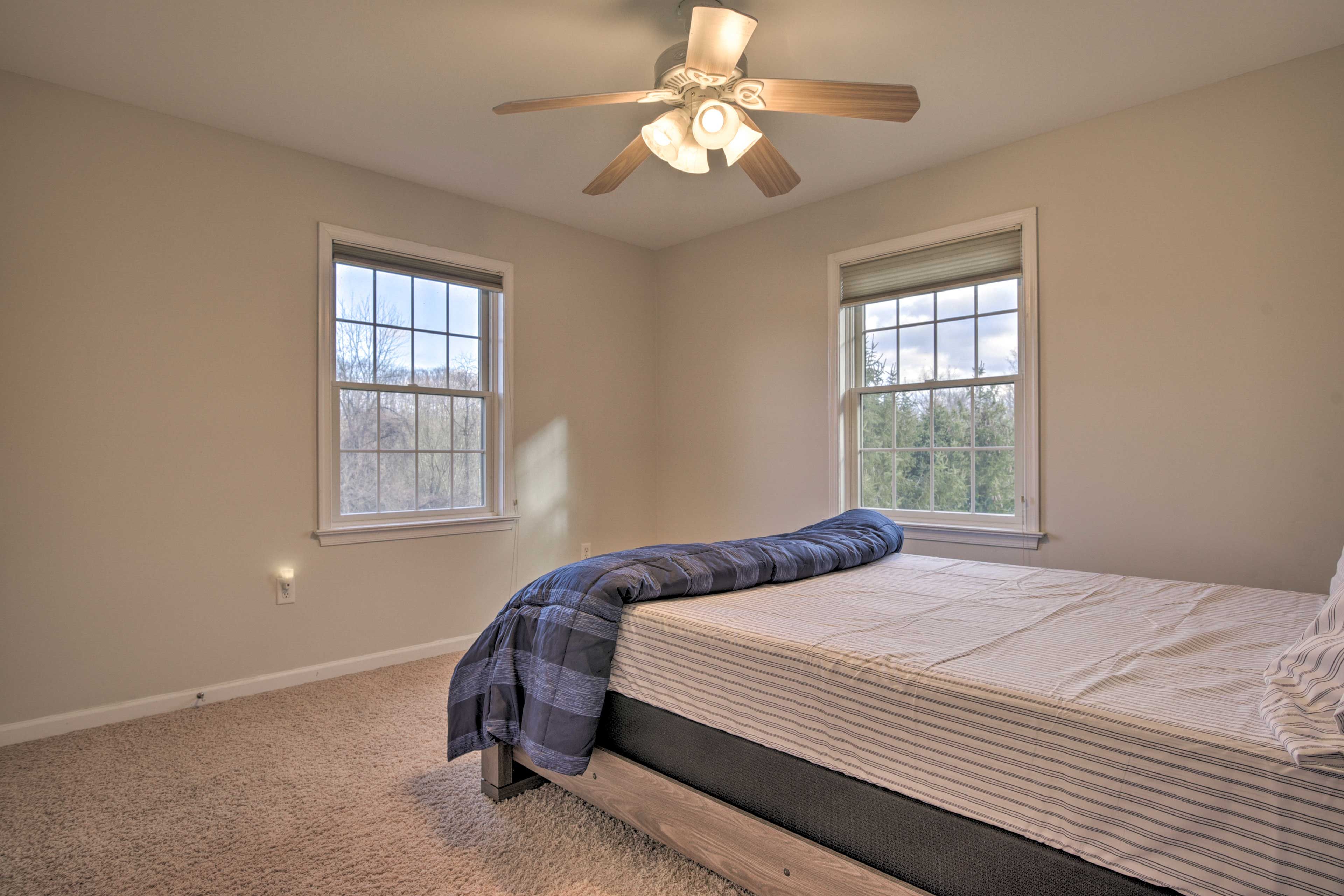 Bedroom 4 | Queen Bed | 2nd Floor