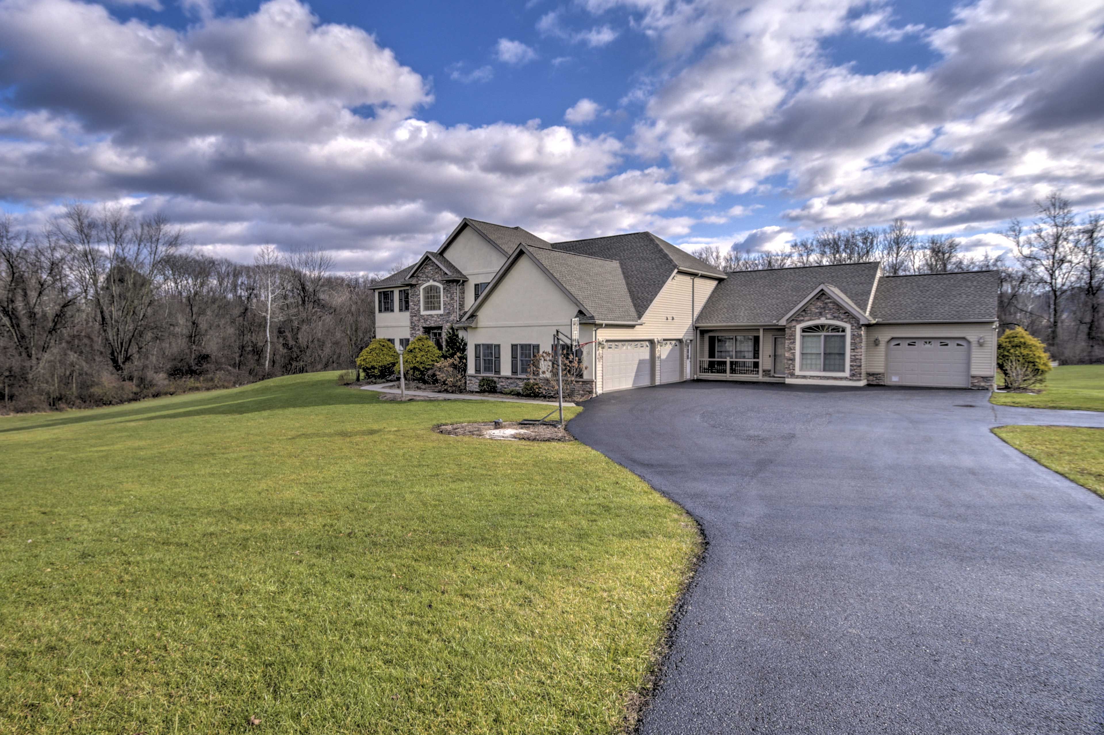 Property Exterior | Garage (2 Vehicles) | Driveway (2 Vehicles)