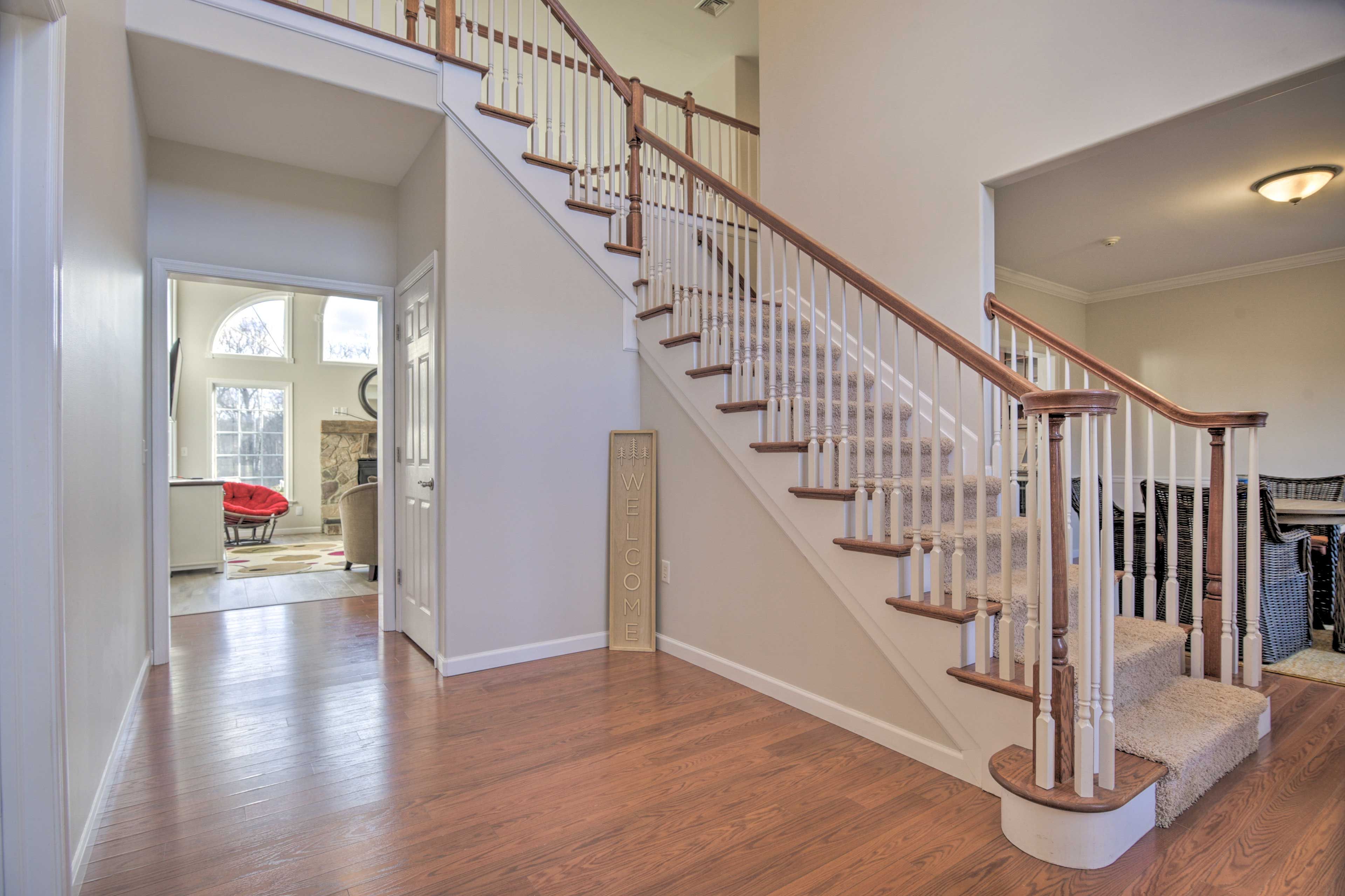 Foyer | Central A/C | 1st Floor