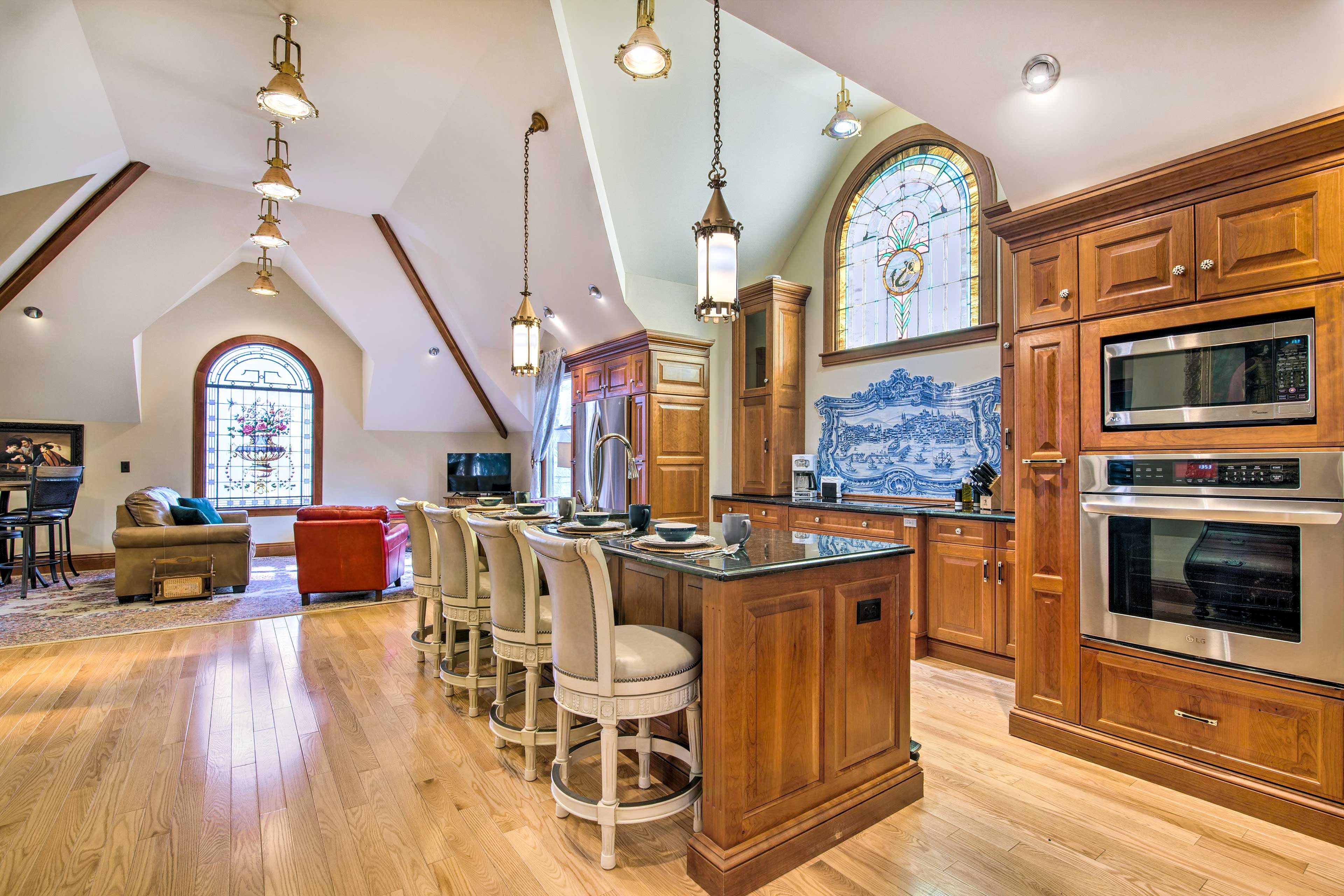 Manhattan Vacation Rental | 1BR | 1BA | 1,061 Sq Ft | Stairs Required