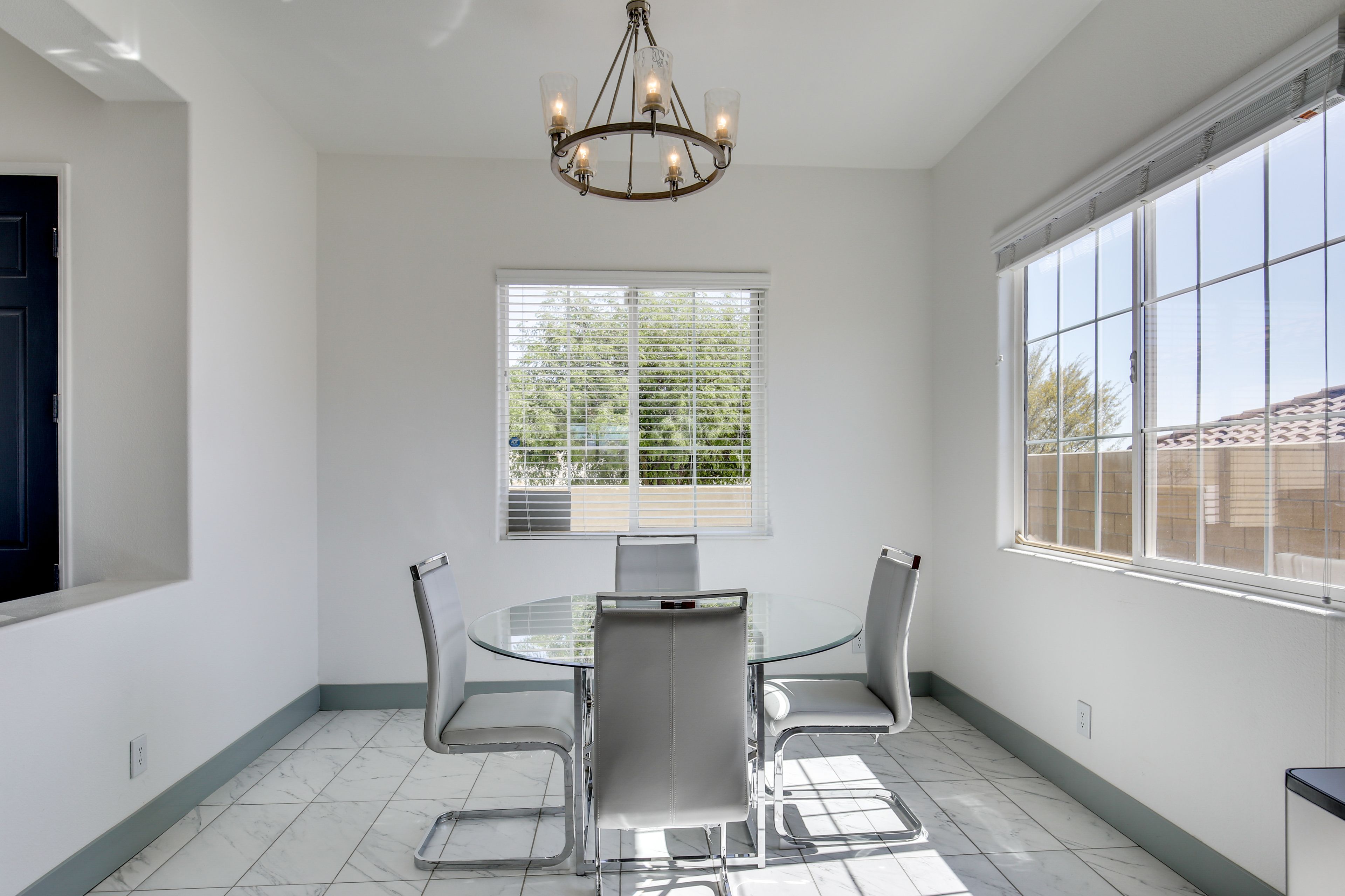 Dining Area | Dishware & Flatware