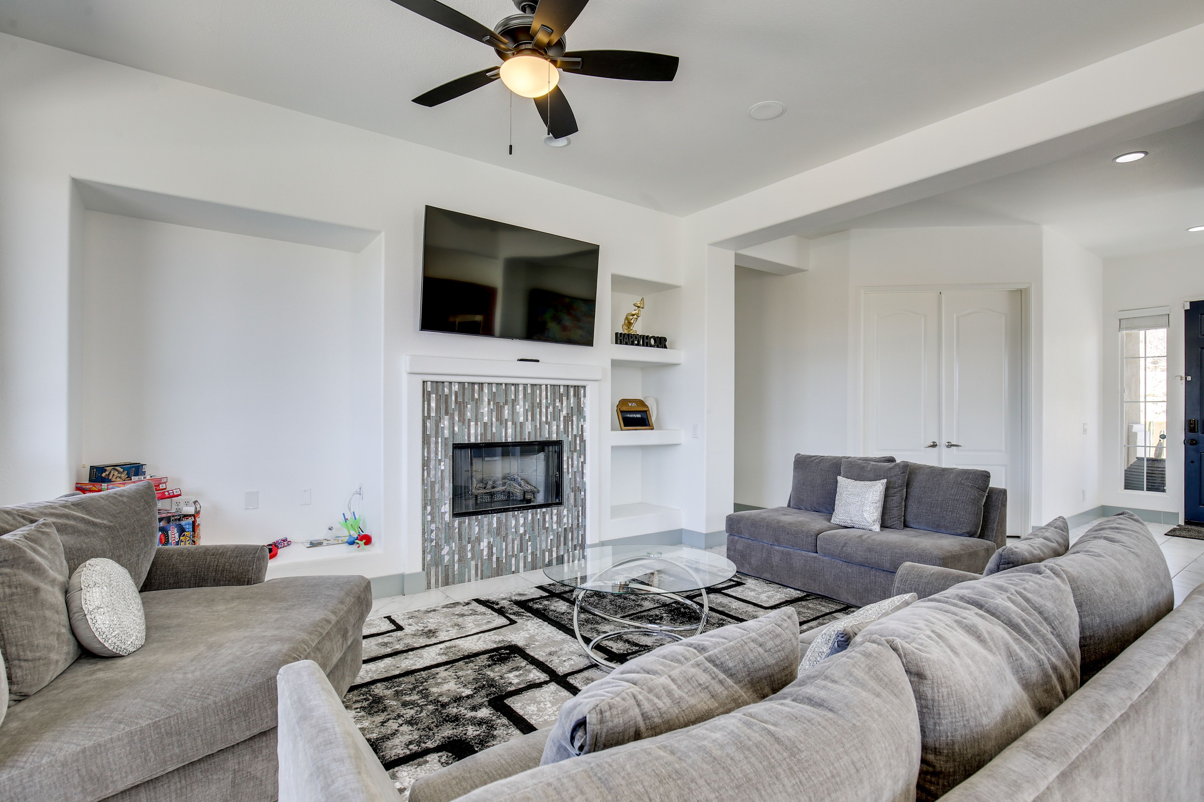 Living Room | Full Sleeper Sofa
