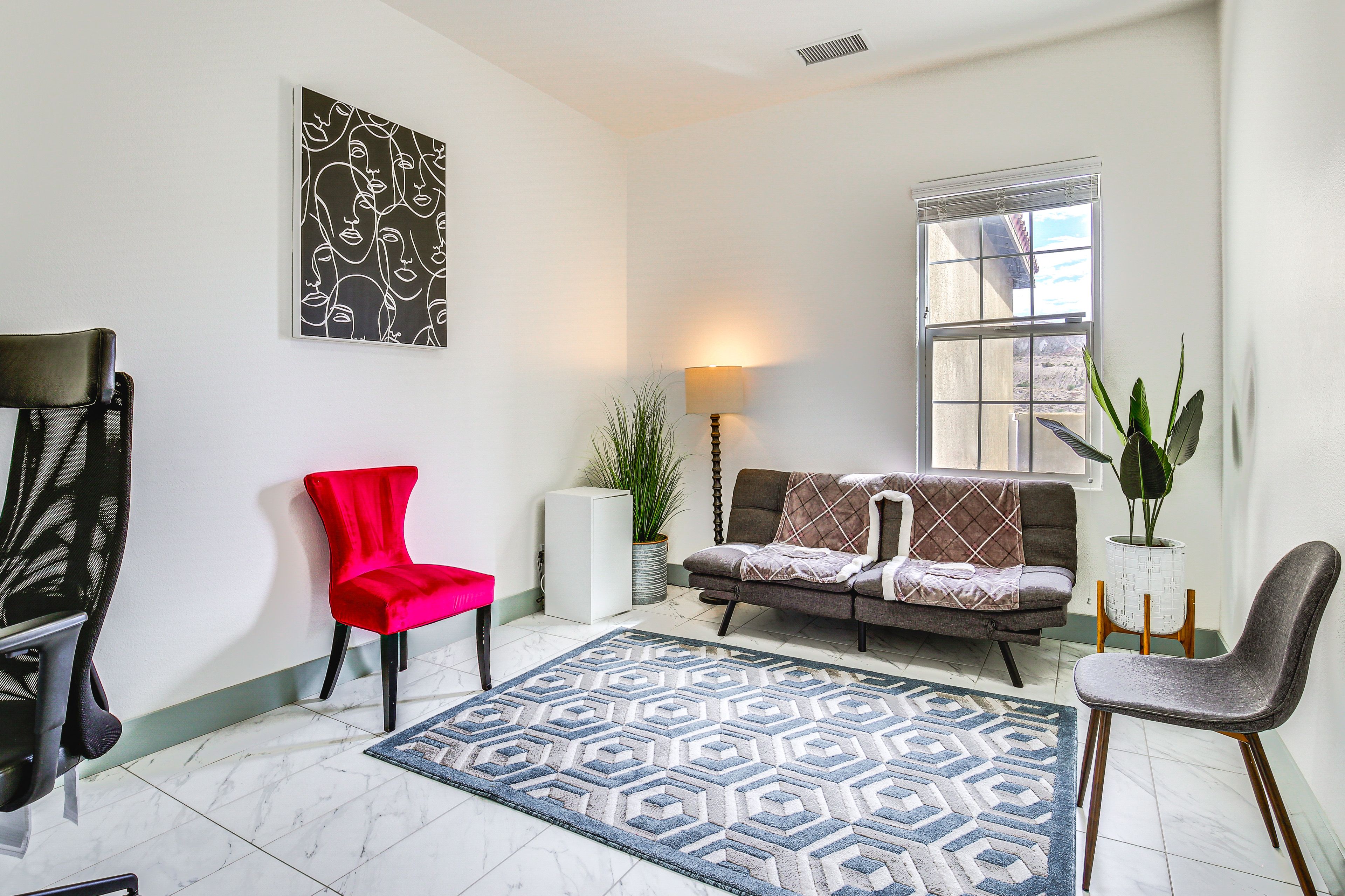 Office | Futon