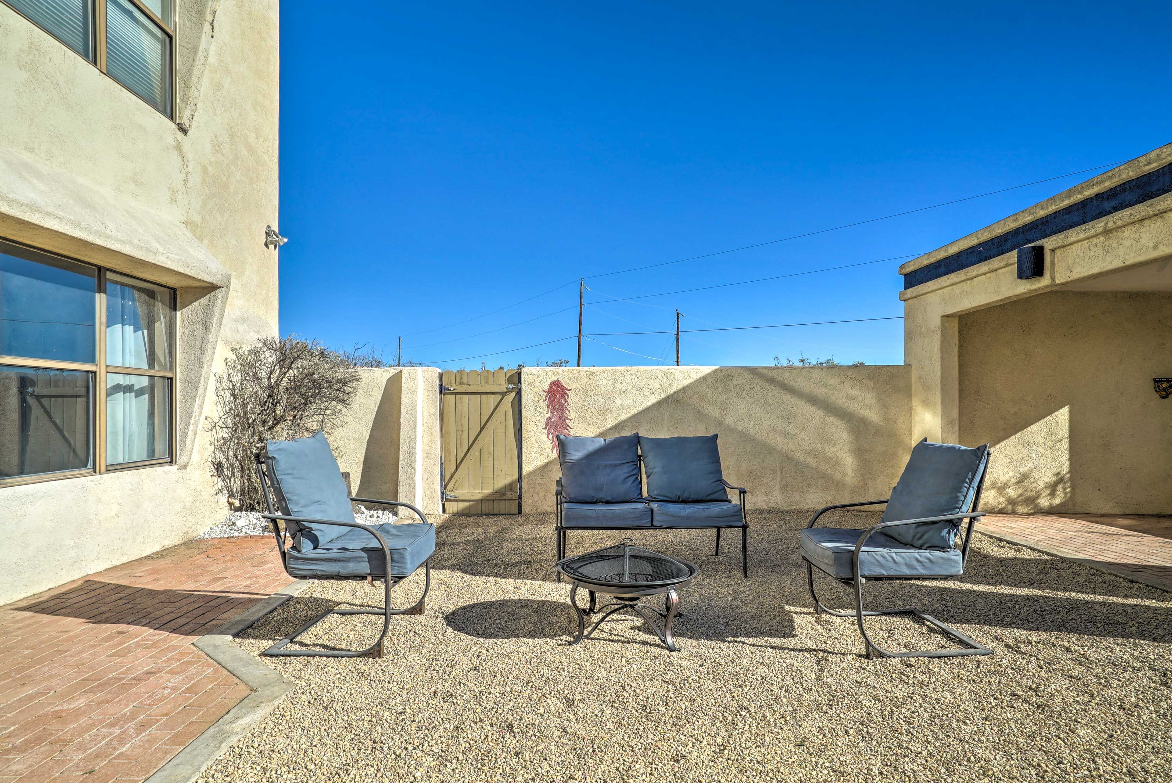 Backyard | Covered Patio