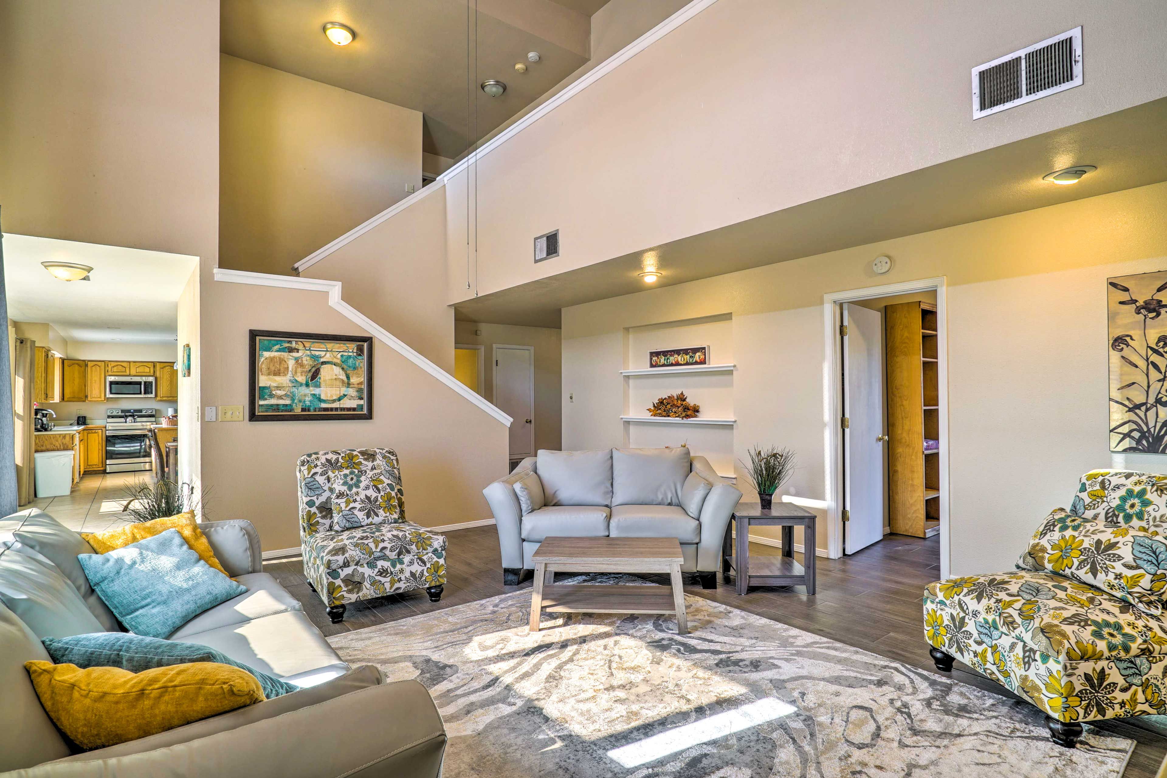 Las Cruces Vacation Rental | 3BR | 3BA | 2,700 Sq Ft | Stairs to Access