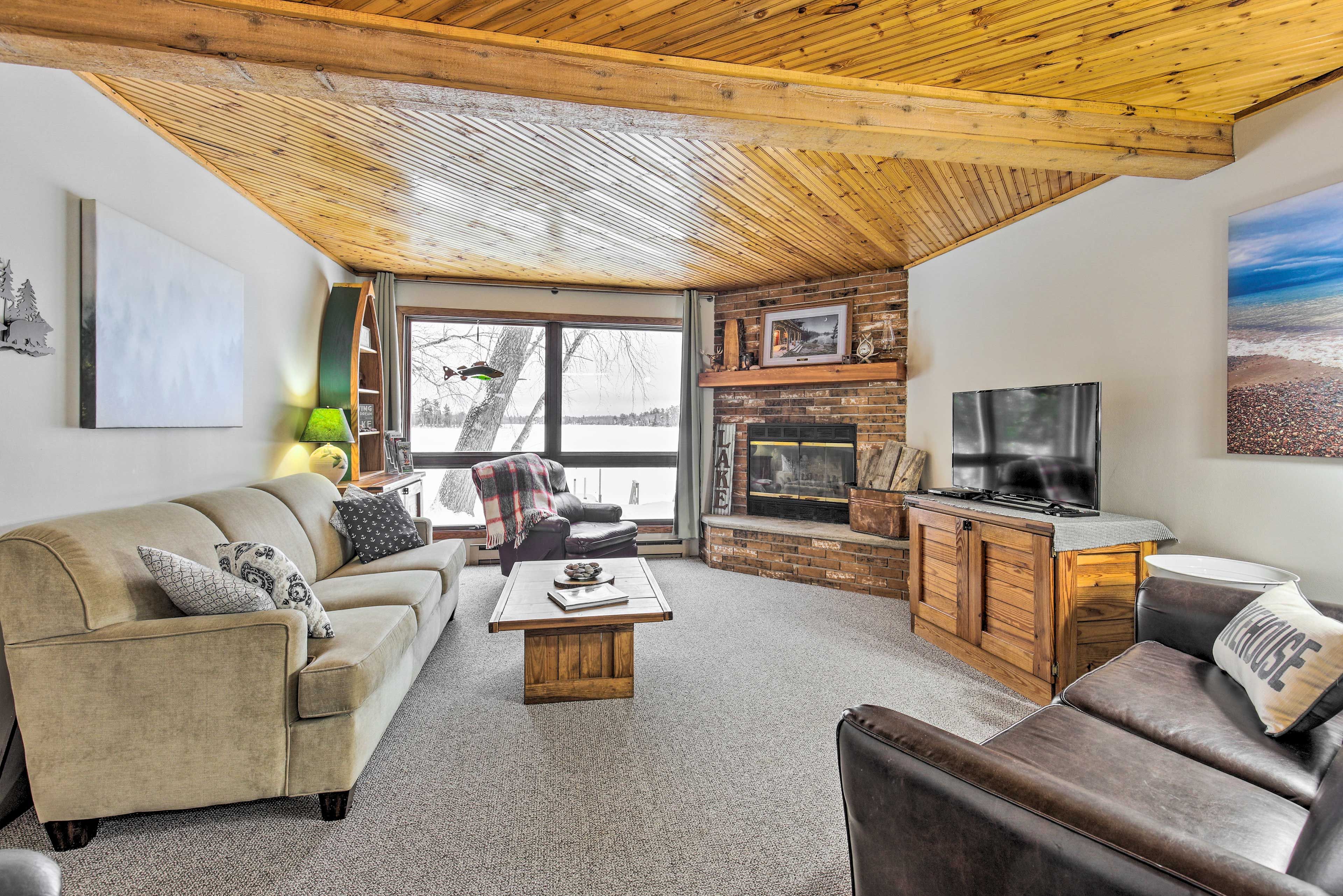 Mercer Vacation Rental | 2BR | 2BA | 1,400 Sq Ft | Stairs Required to Enter