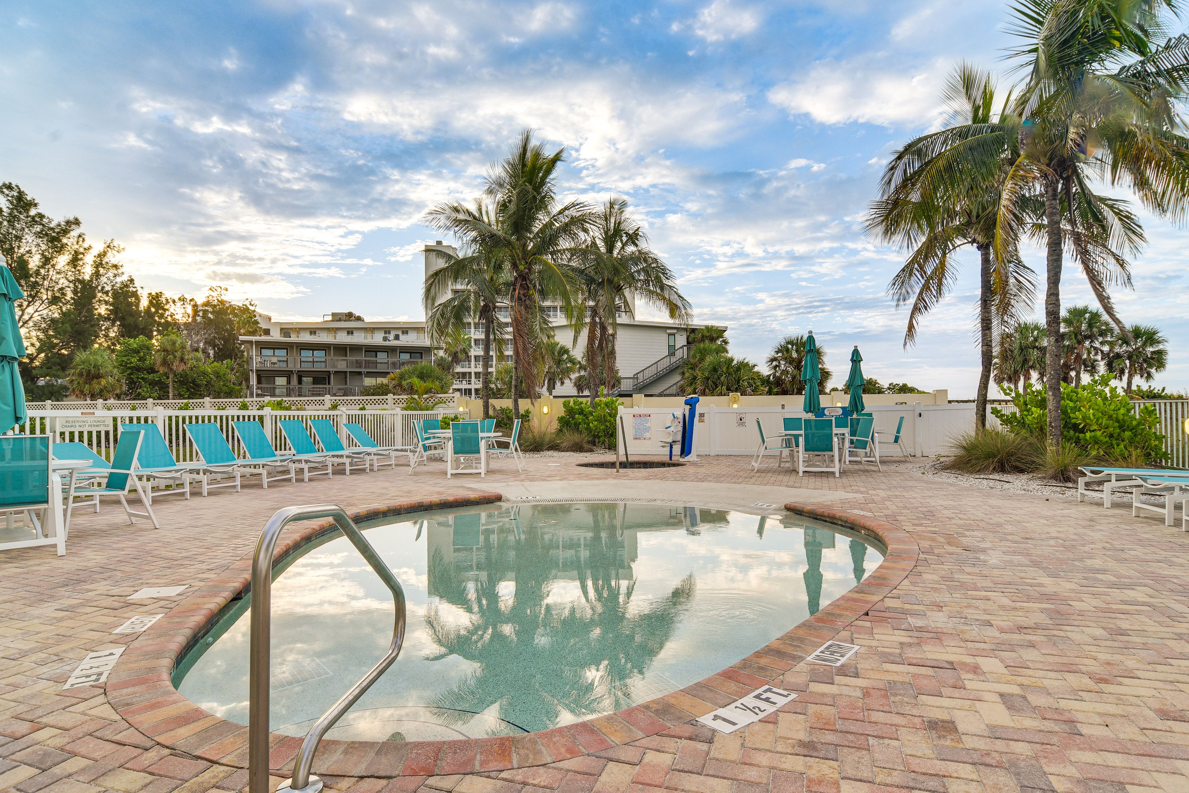 Sunset Vistas Beachfront Suites | Resort Amenities