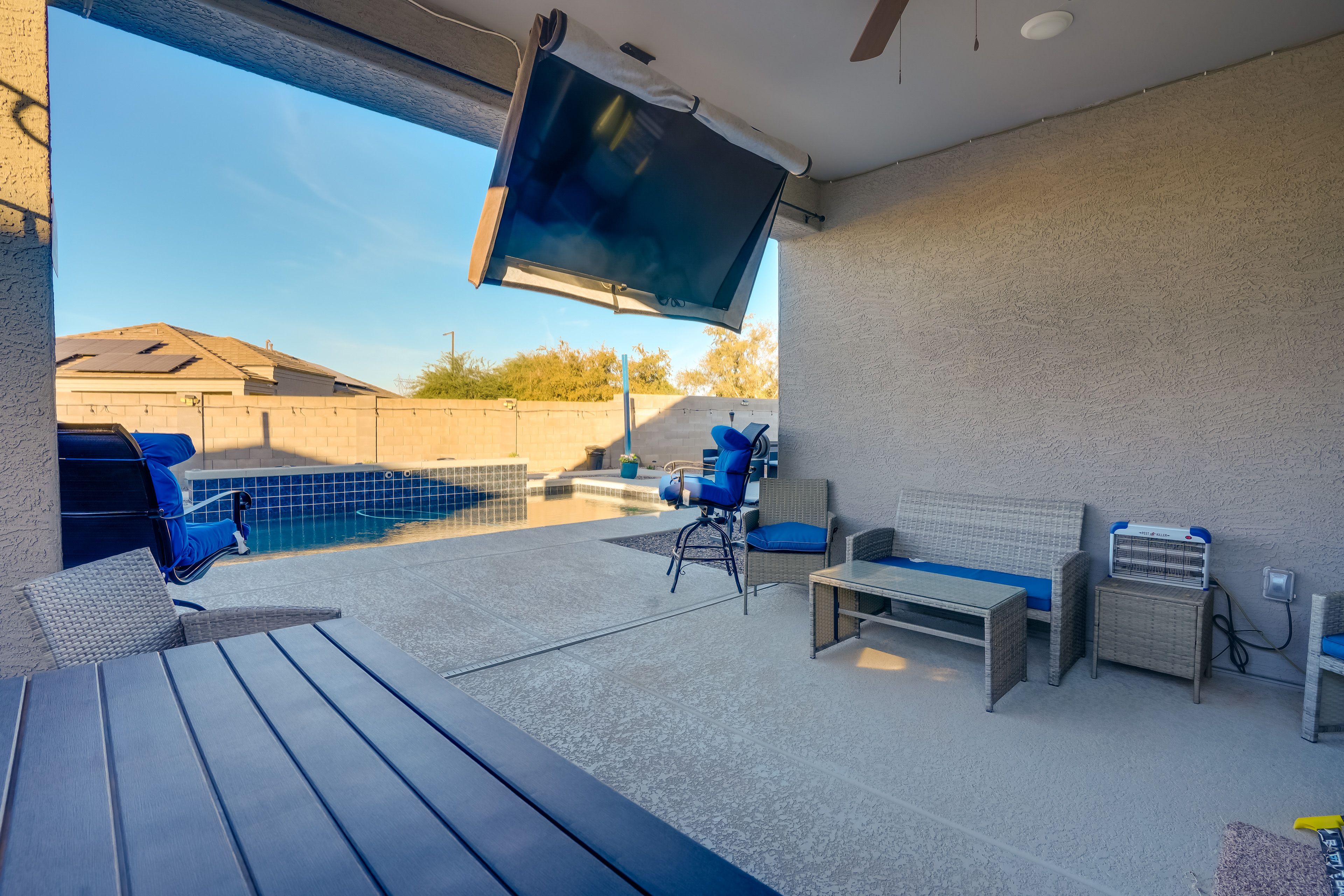 Covered Patio | Dining Area | Outdoor TV | Grills