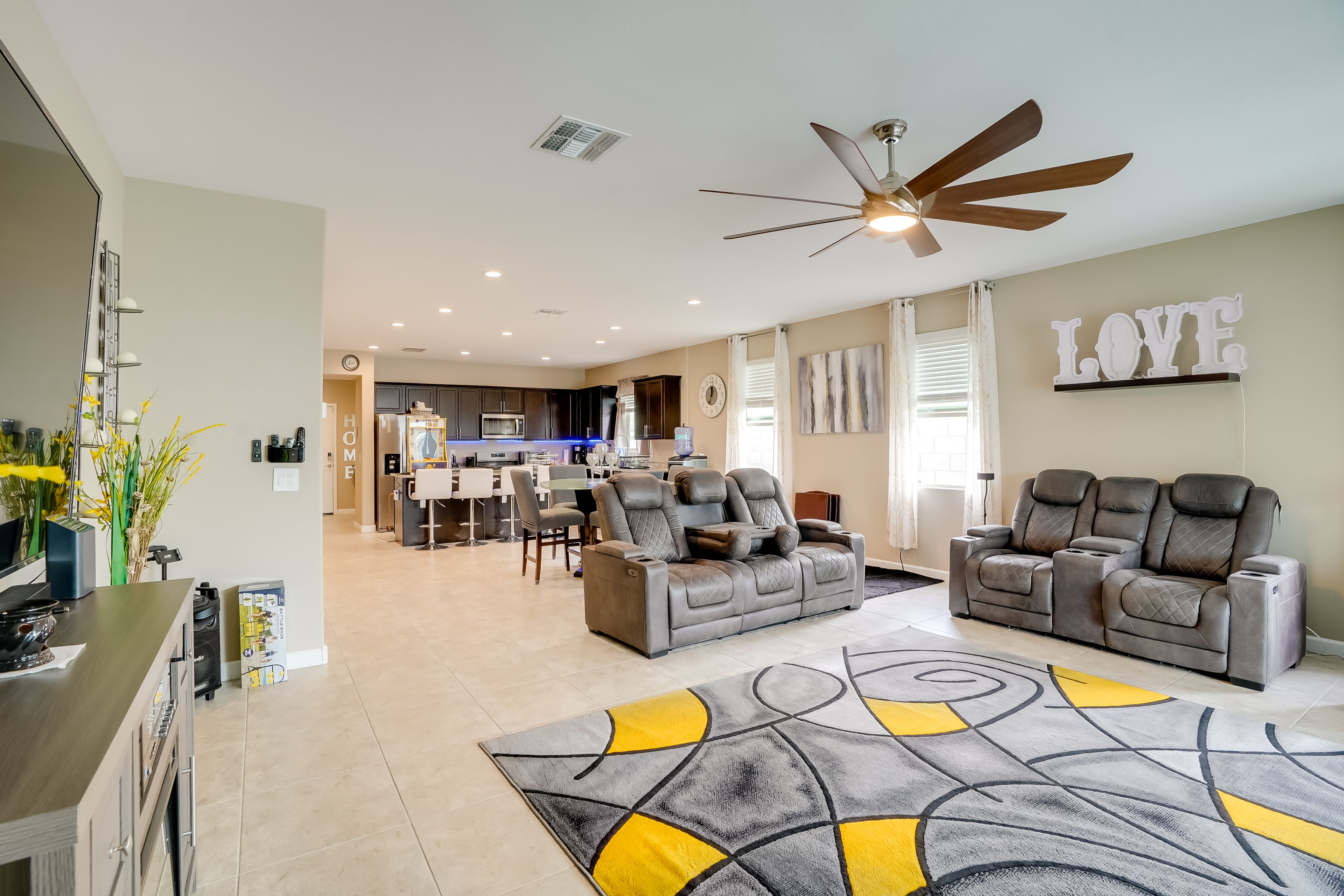 Living Room | Reclining Sofas | Free WiFi | Smart TV