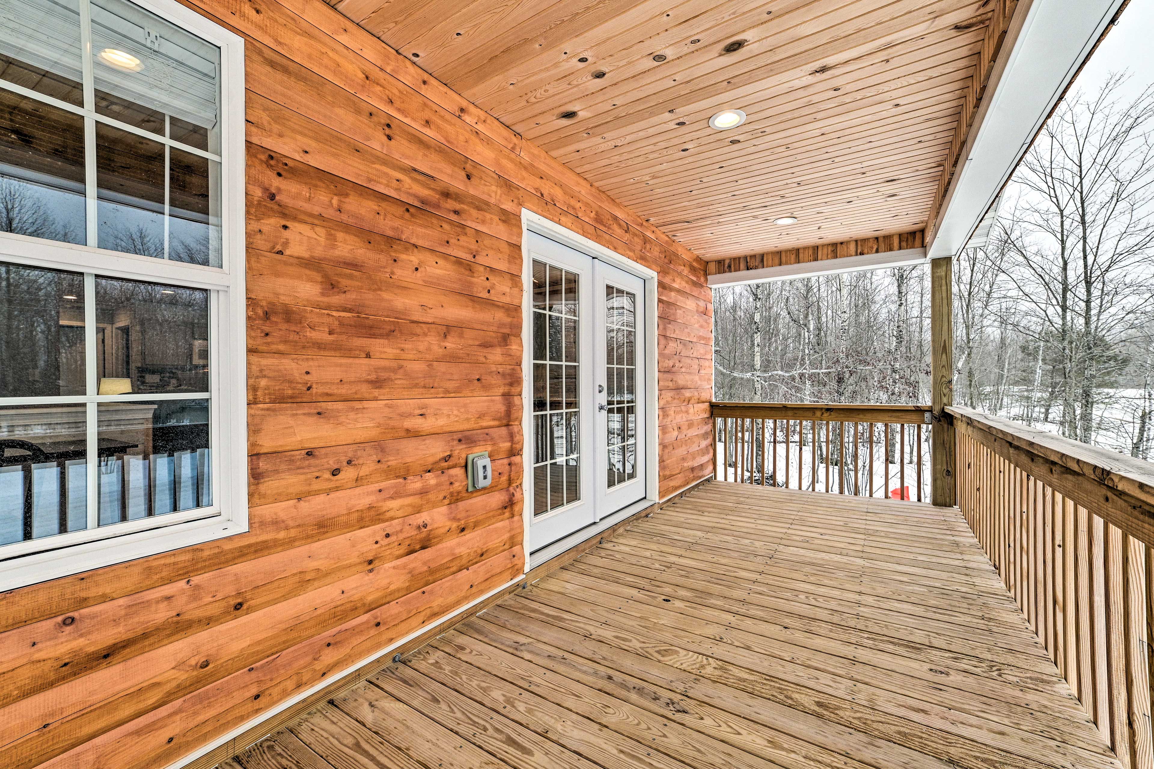 Cabin Exterior | Seasonally Furnished Deck
