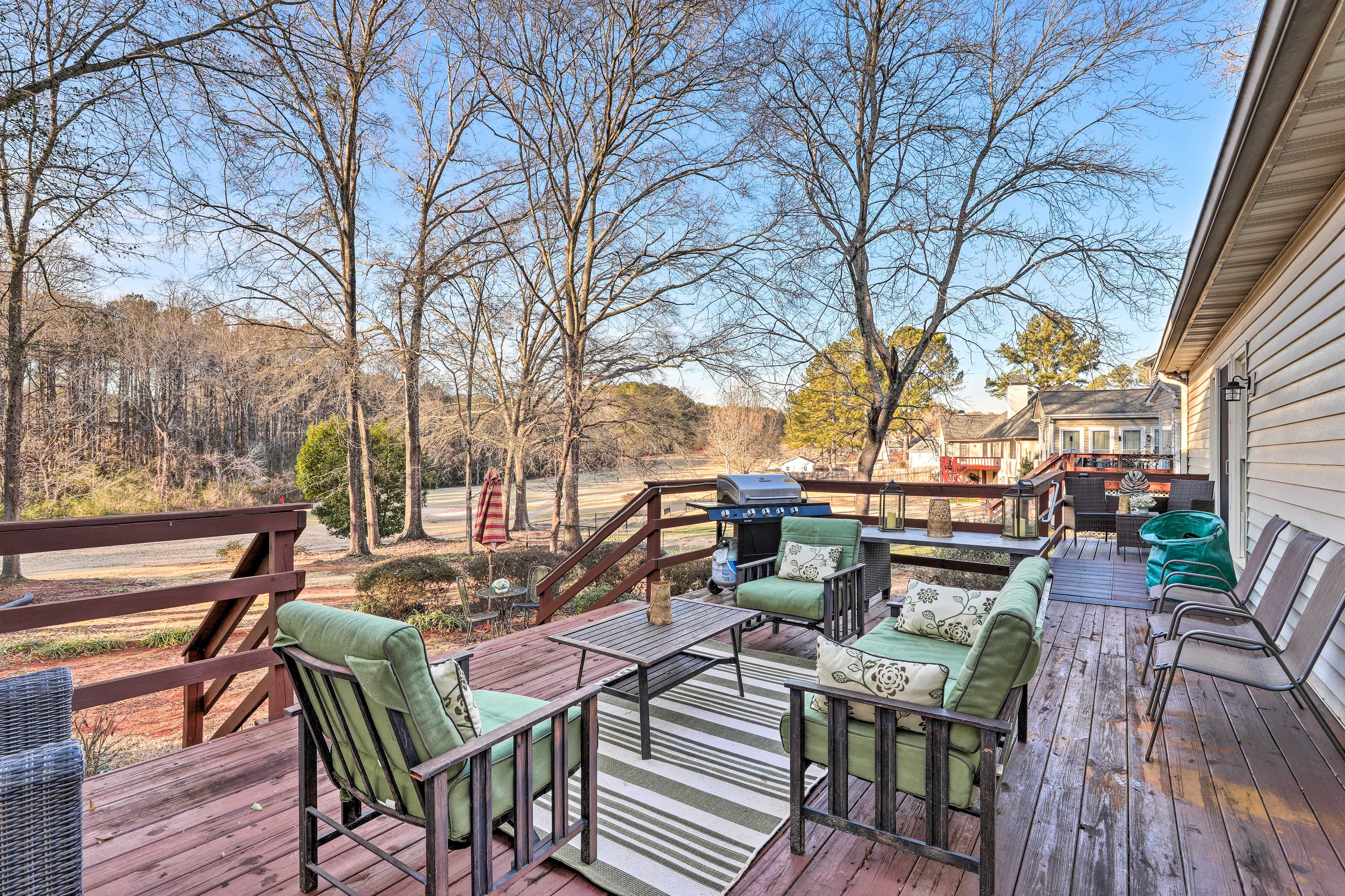 Conyers Vacation Rental | 2BR | 2BA | Stairs Required | 2,560 Sq Ft