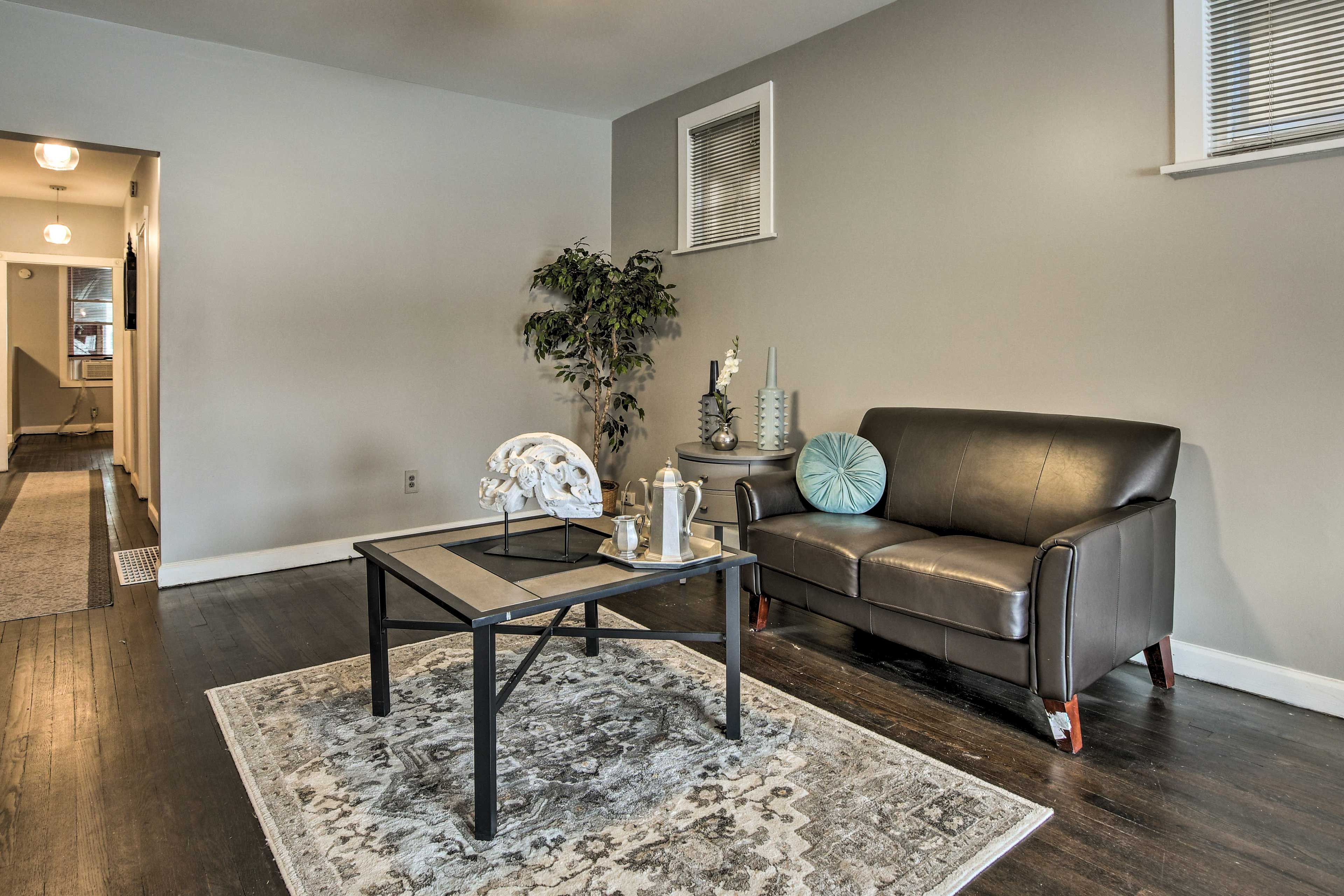 Living Room | Free WiFi