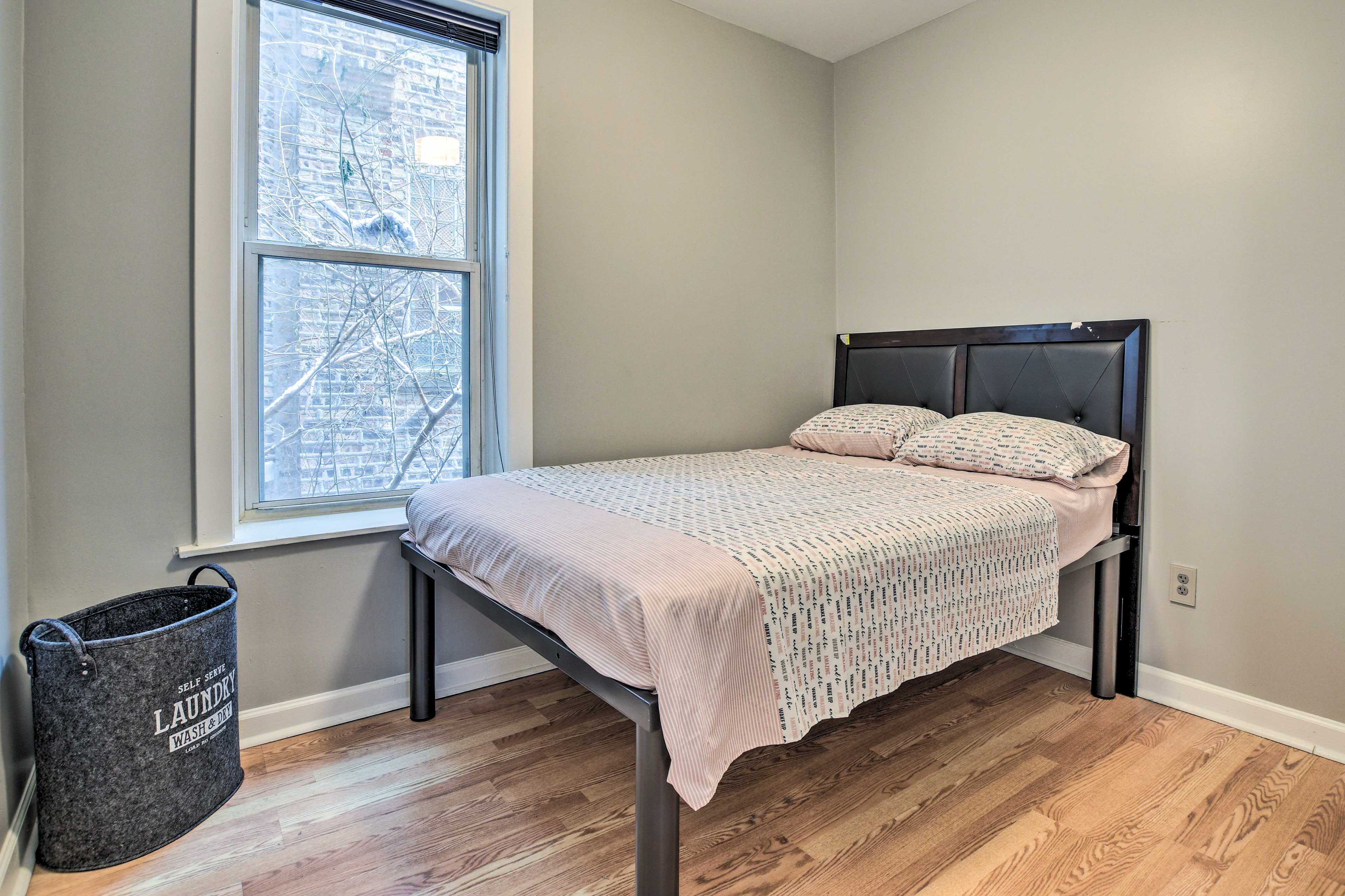 Bedroom 2 | Queen Bed
